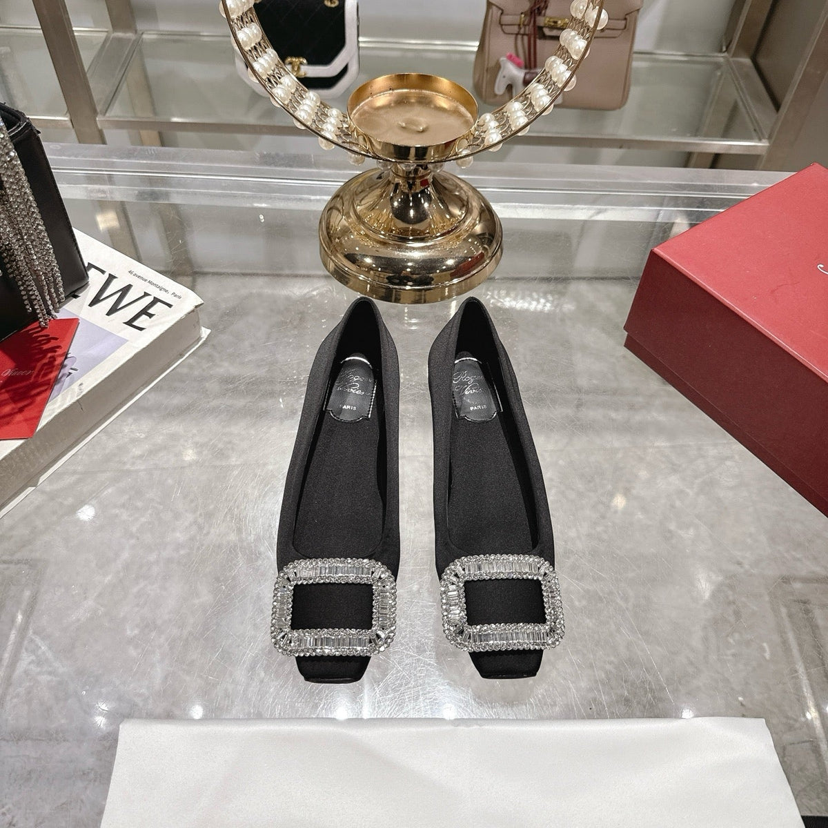 Bell Viv 25 Pumps Black Imported Silk 300731