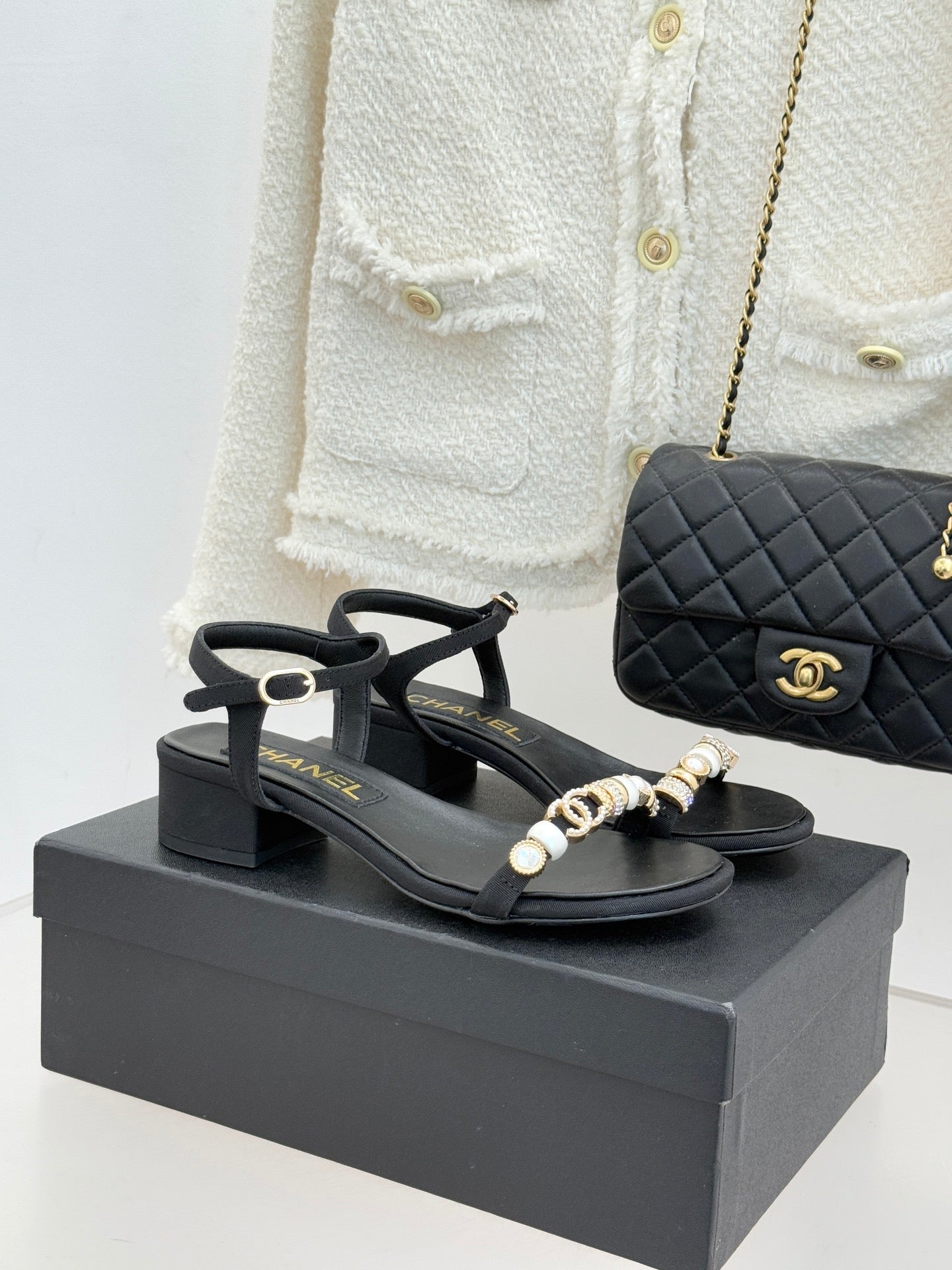 CC 2026 Chunky Heel Sandals 40 Sheepskin Gold Charm
