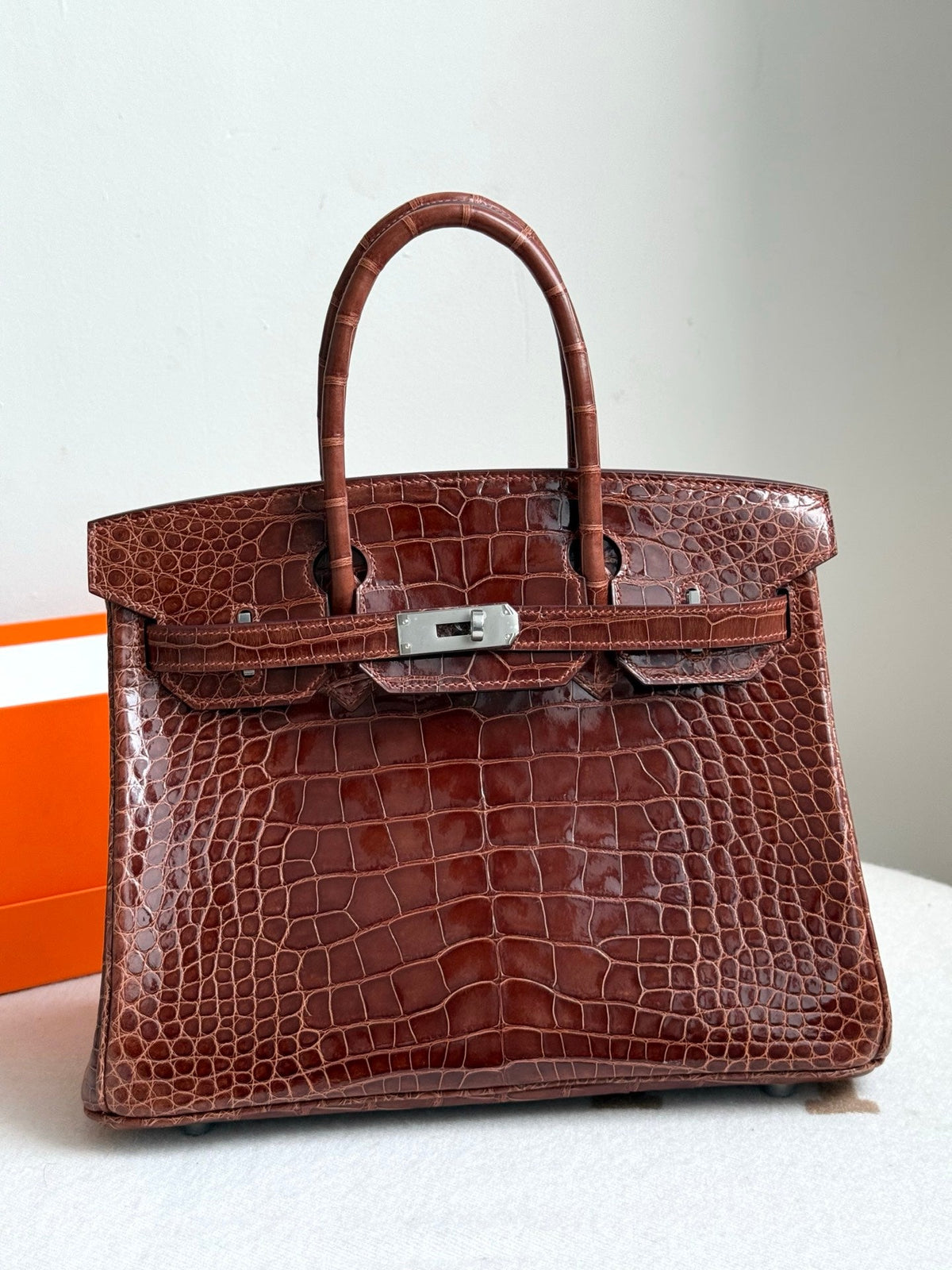 High-end Hermes 2026 Birkin Bag 30cm Glossy Crocodile Leather