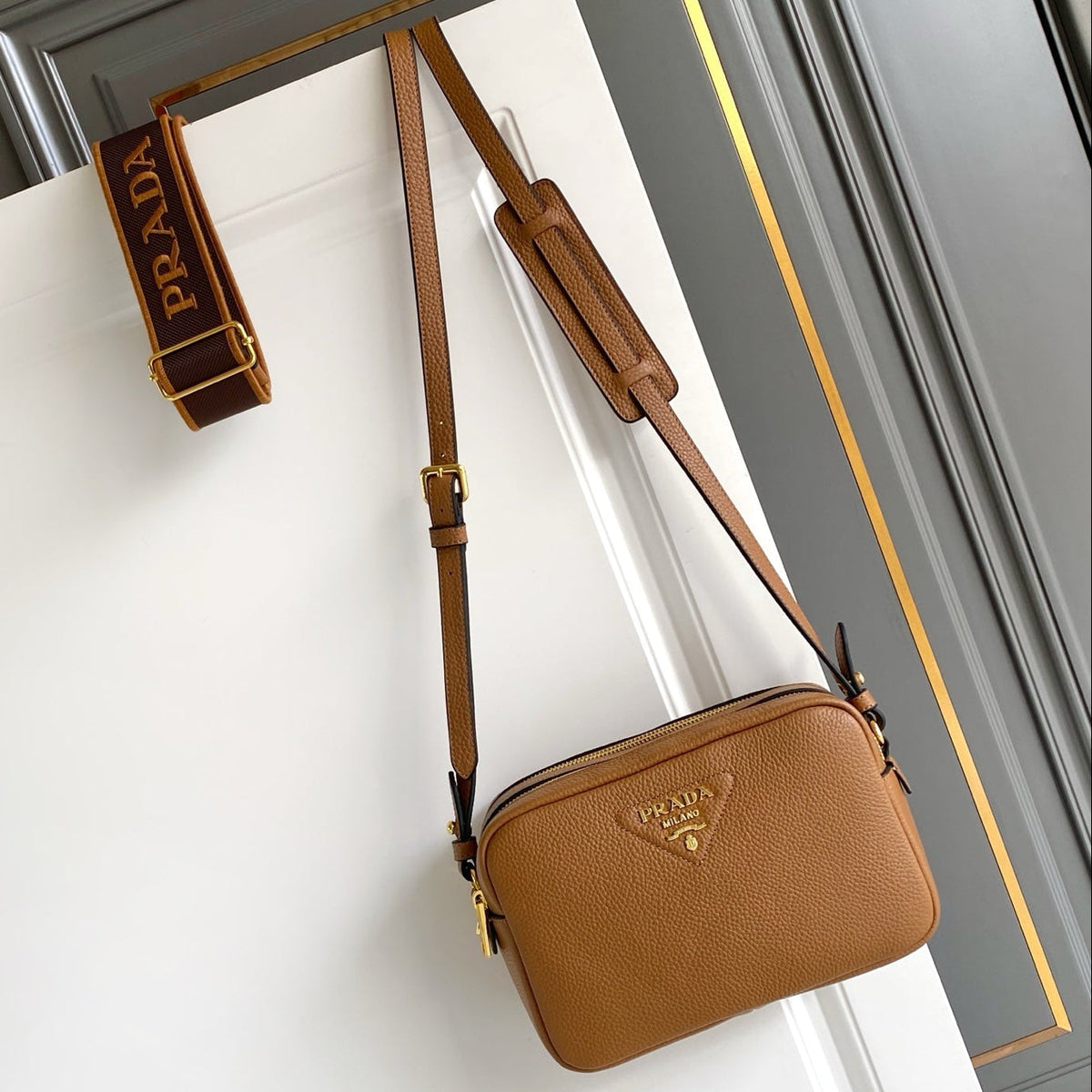 Prada 2026 Small Shoulder Bag 22cm Leather