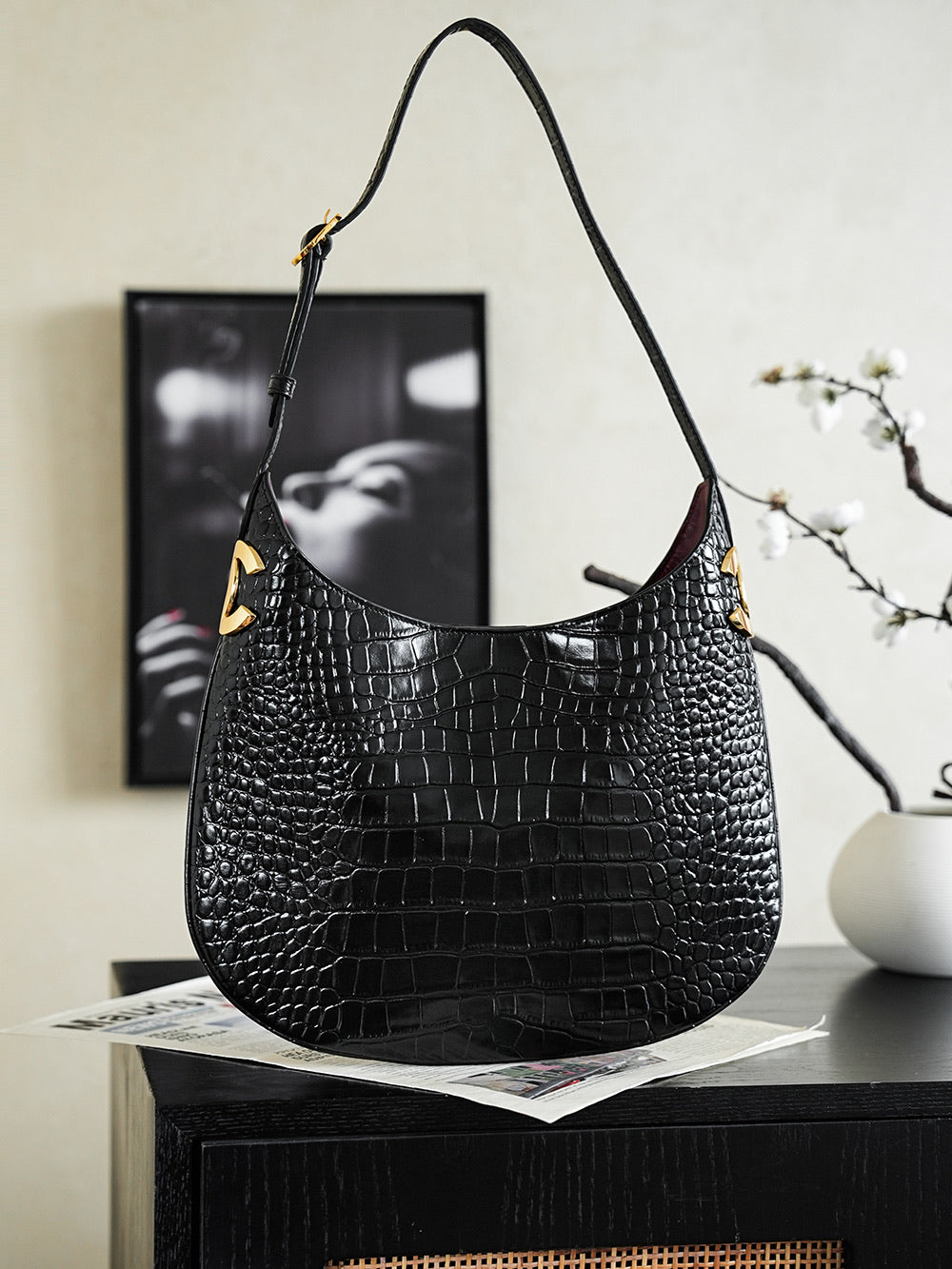 Chanel 2026 Hobo Shoulder Bag 32cm Leather 167164
