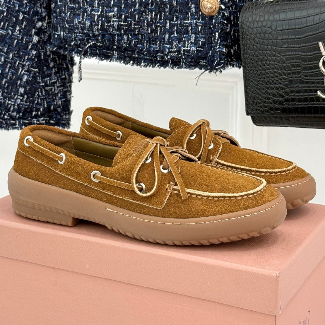 Miu Miu 2026 Lace-Up Loafers Suede Leather 991827