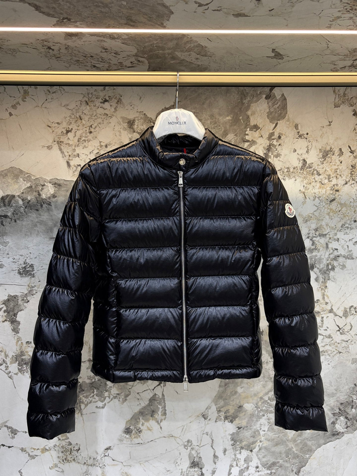 Moncler 2026 Papillon Short Stand Collar Jacket Nylon Down