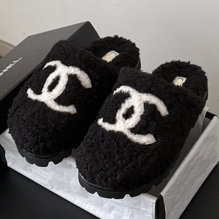 Chanel 2026 Slip-On Mules Wool 127837