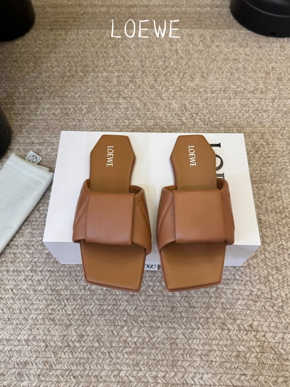 Loewe 2026 Origami Padded Square-Toe Sandals Leather 166744