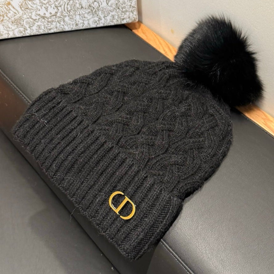 Dior Knitted Wool Hat 497757