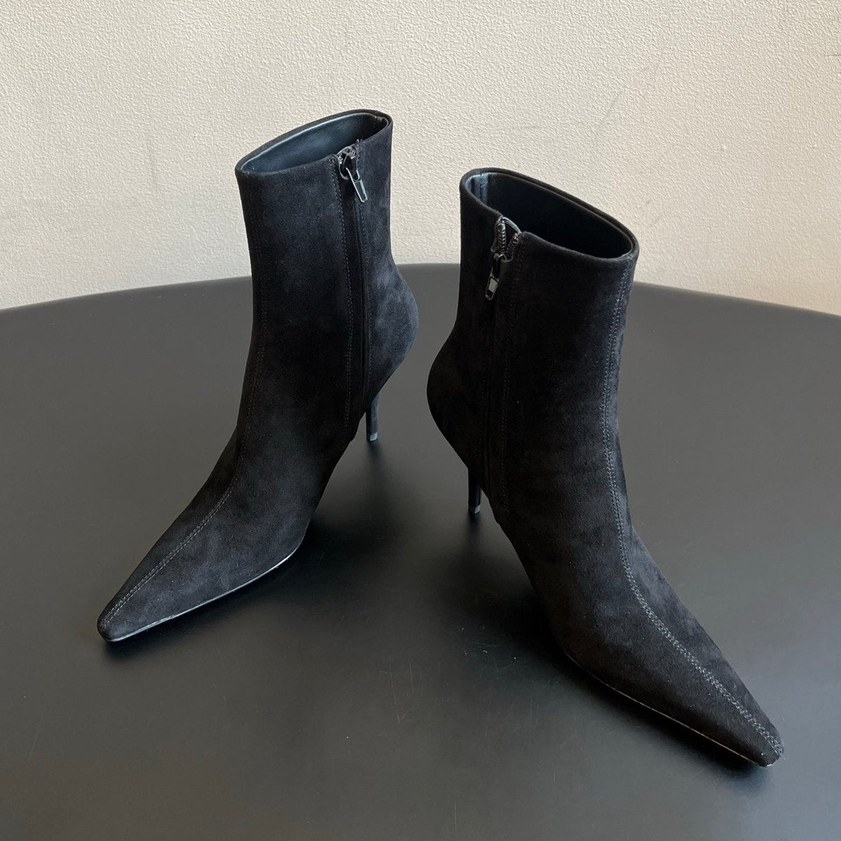 YSL 2026 Pointed-Toe Ankle Boots 90mm Suede Leather 203401