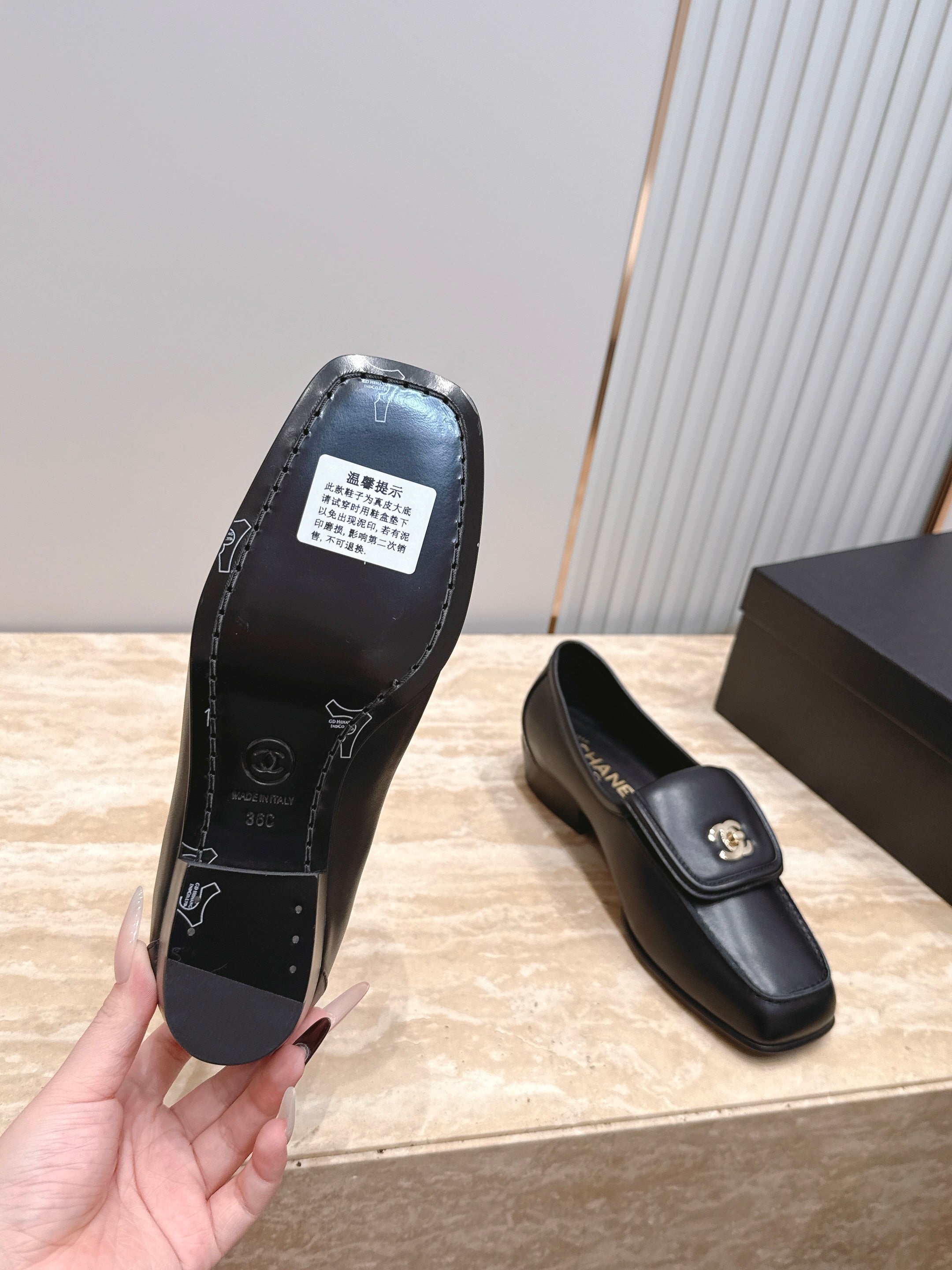 Channel 2026 Loafer 35mm Suede Calfskin 899062