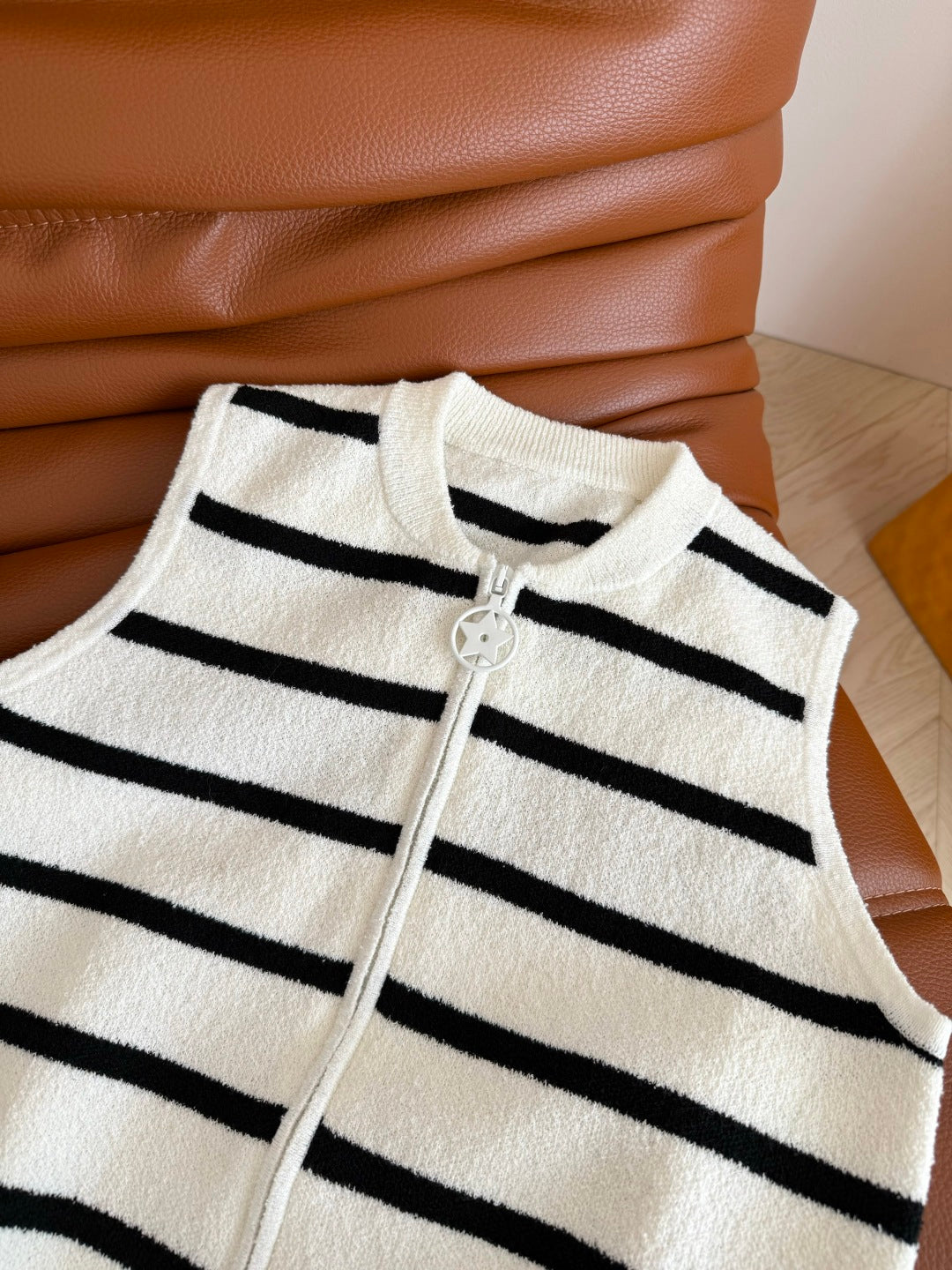 CD 25 Set White Black Stripes Cotton