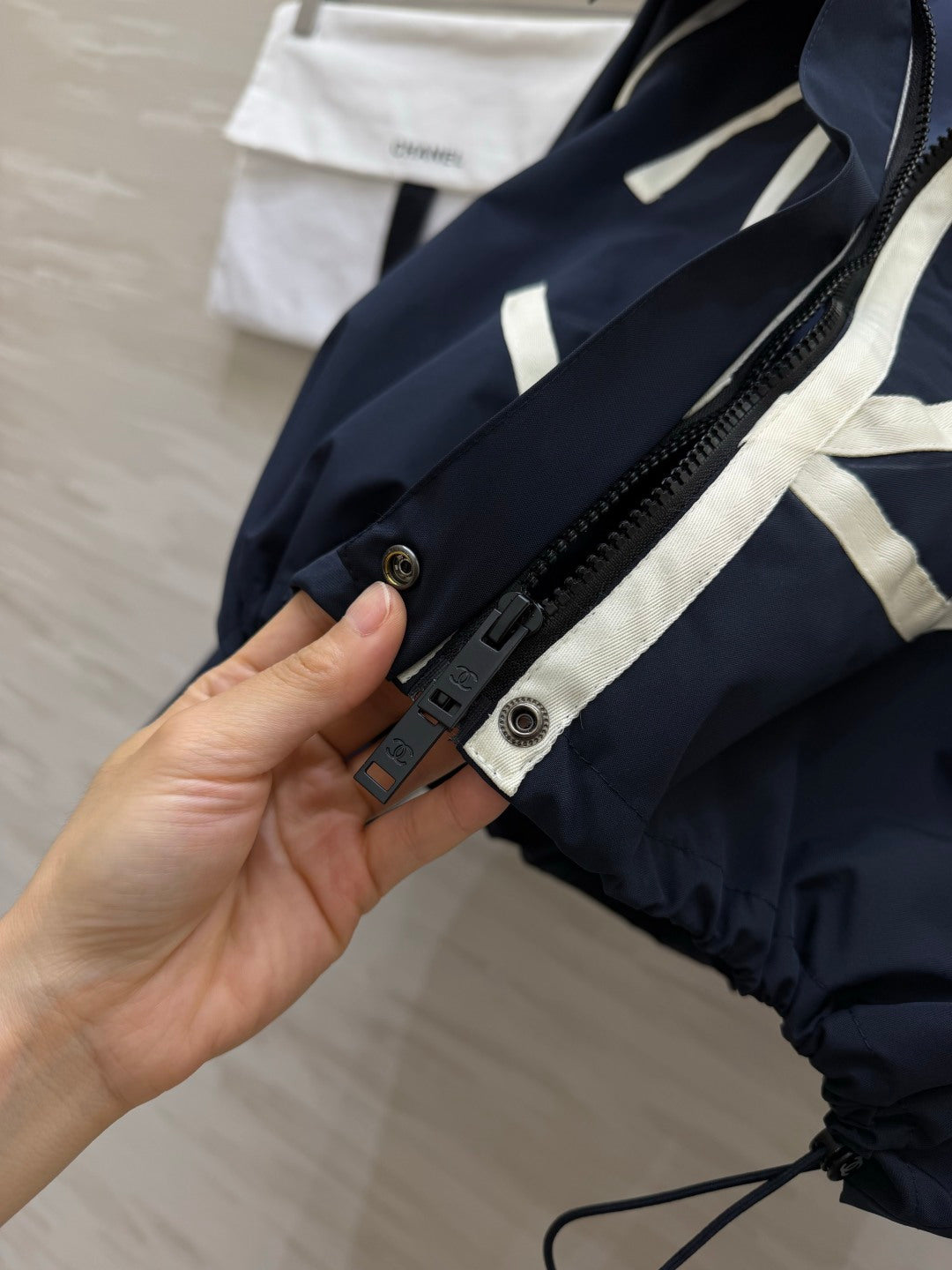 Chanel 2026 Premium Navy Blue Hooded Short Windbreaker 427430