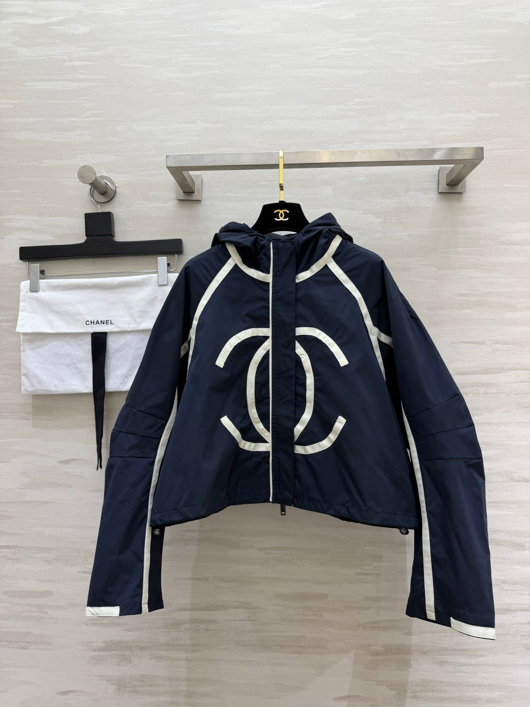 Chanel 2026 Premium Navy Blue Hooded Short Windbreaker 427430