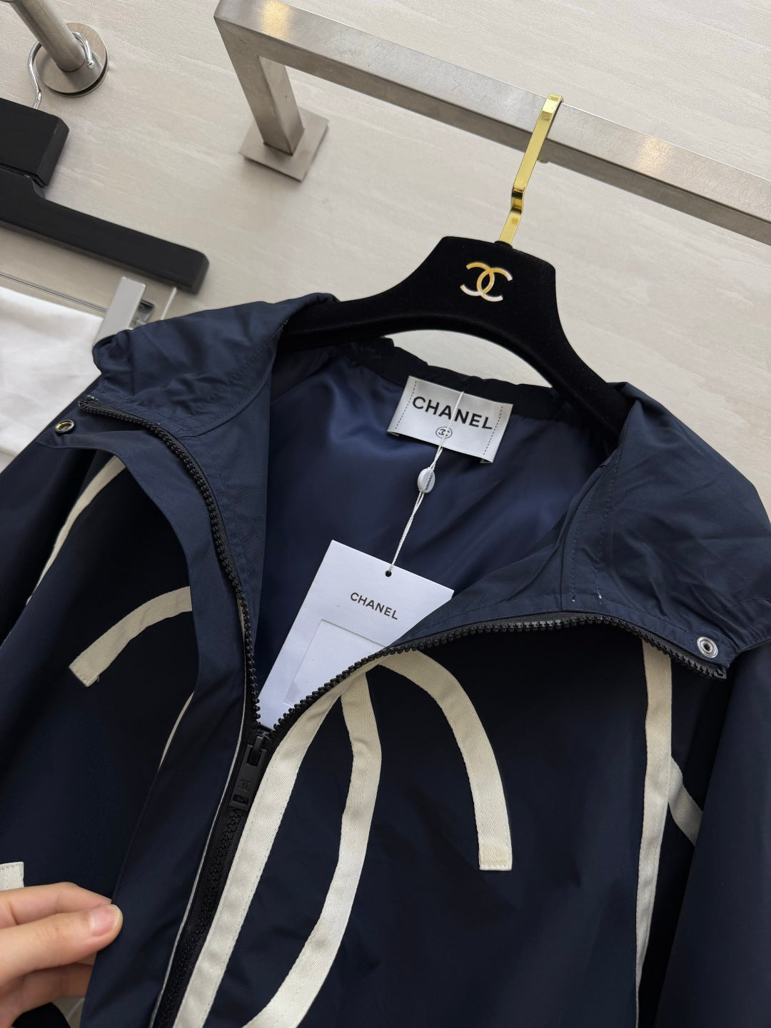 Chanel 2026 Premium Navy Blue Hooded Short Windbreaker 427430