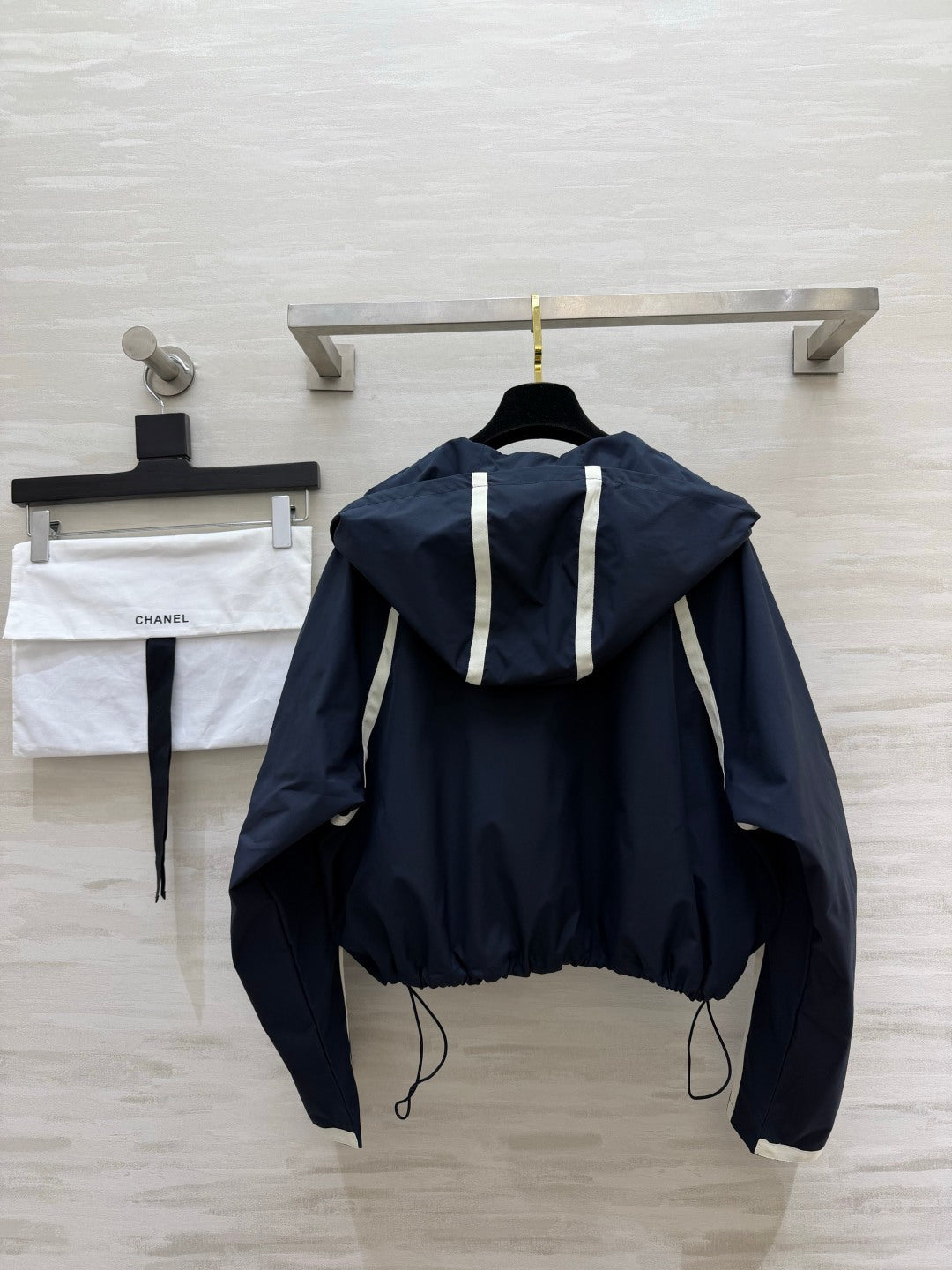 Chanel 2026 Premium Navy Blue Hooded Short Windbreaker 427430