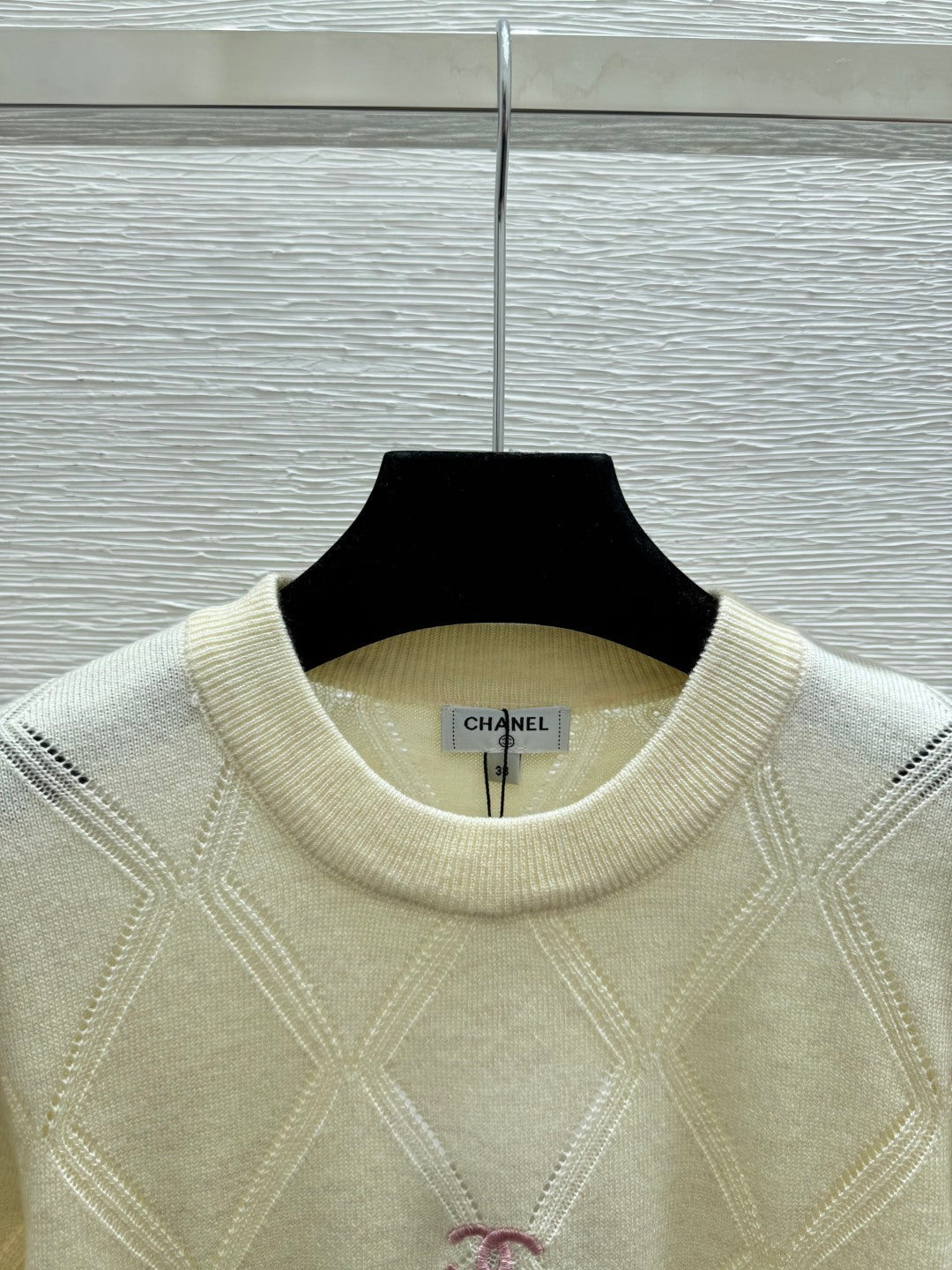 Chanel 2026 Round Neck Knitted Short Sleeve Wool 132741