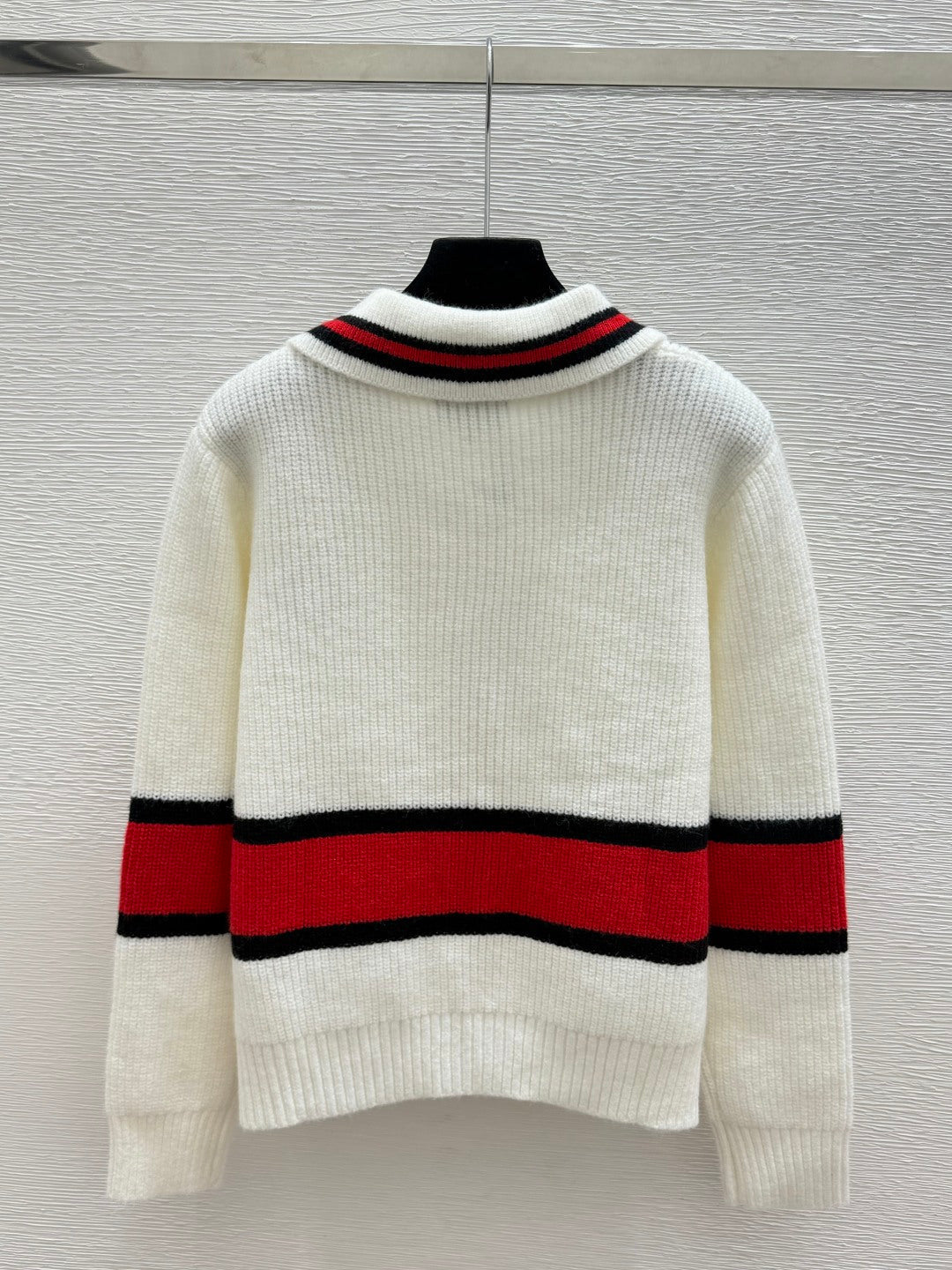 Chanel 2026 Cardigan White Red Black Wool 832484