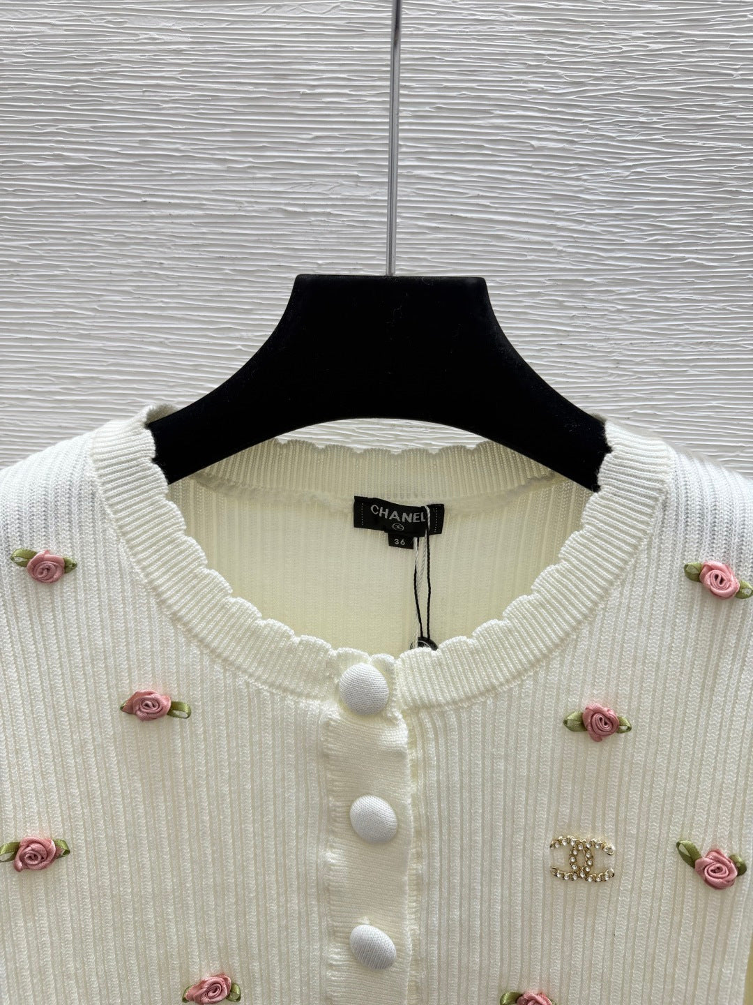 Chanel 2026 Floral Knitted Long Sleeve Cardigan Wool 913501
