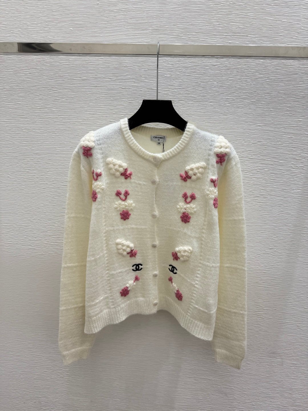 Chanel 2026 Floral Knitted Long Sleeve Cardigan Wool 259254