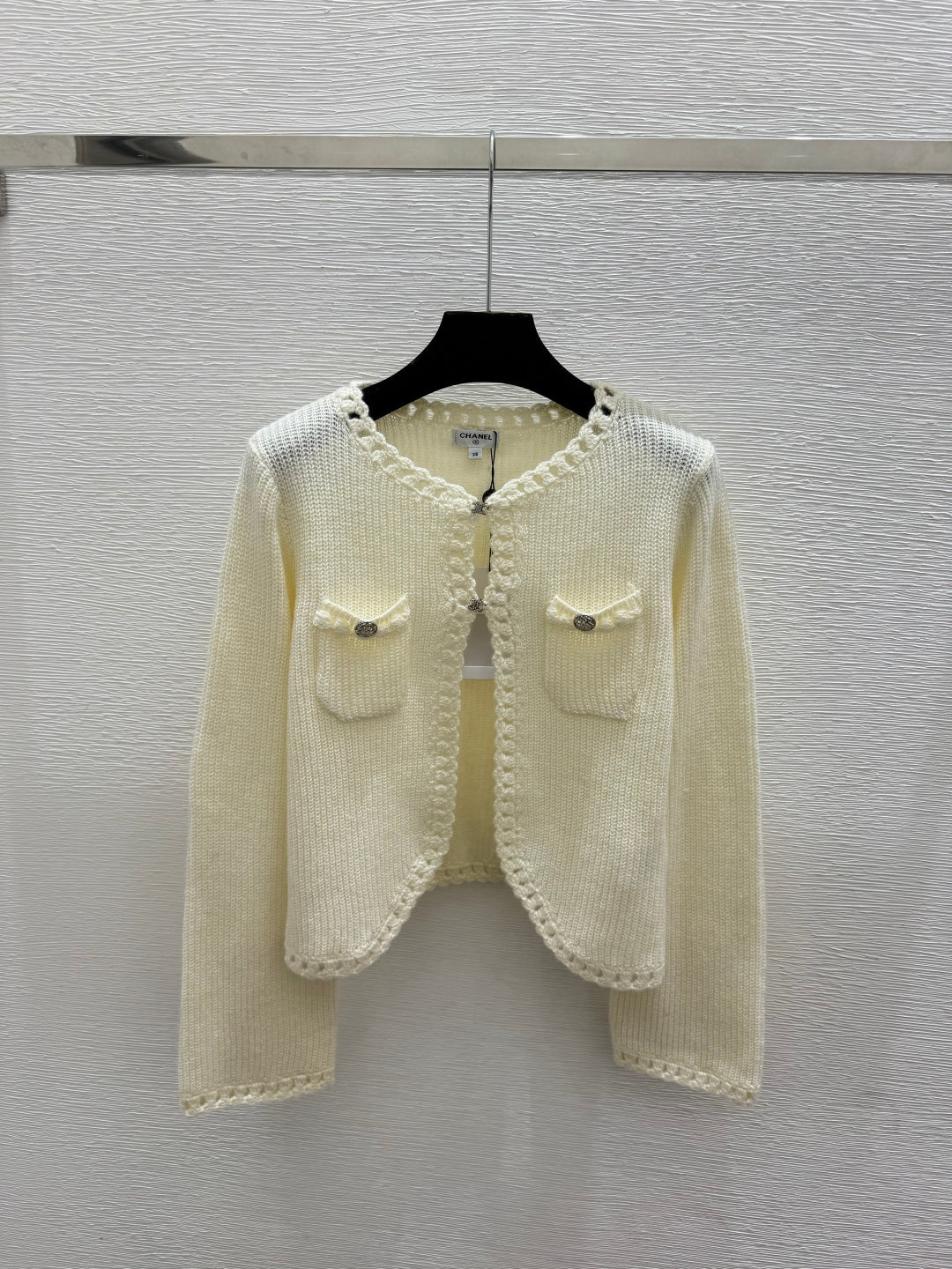 Chanel 2026 Round Neck Knitted Long Sleeve Cardigan Wool 259298
