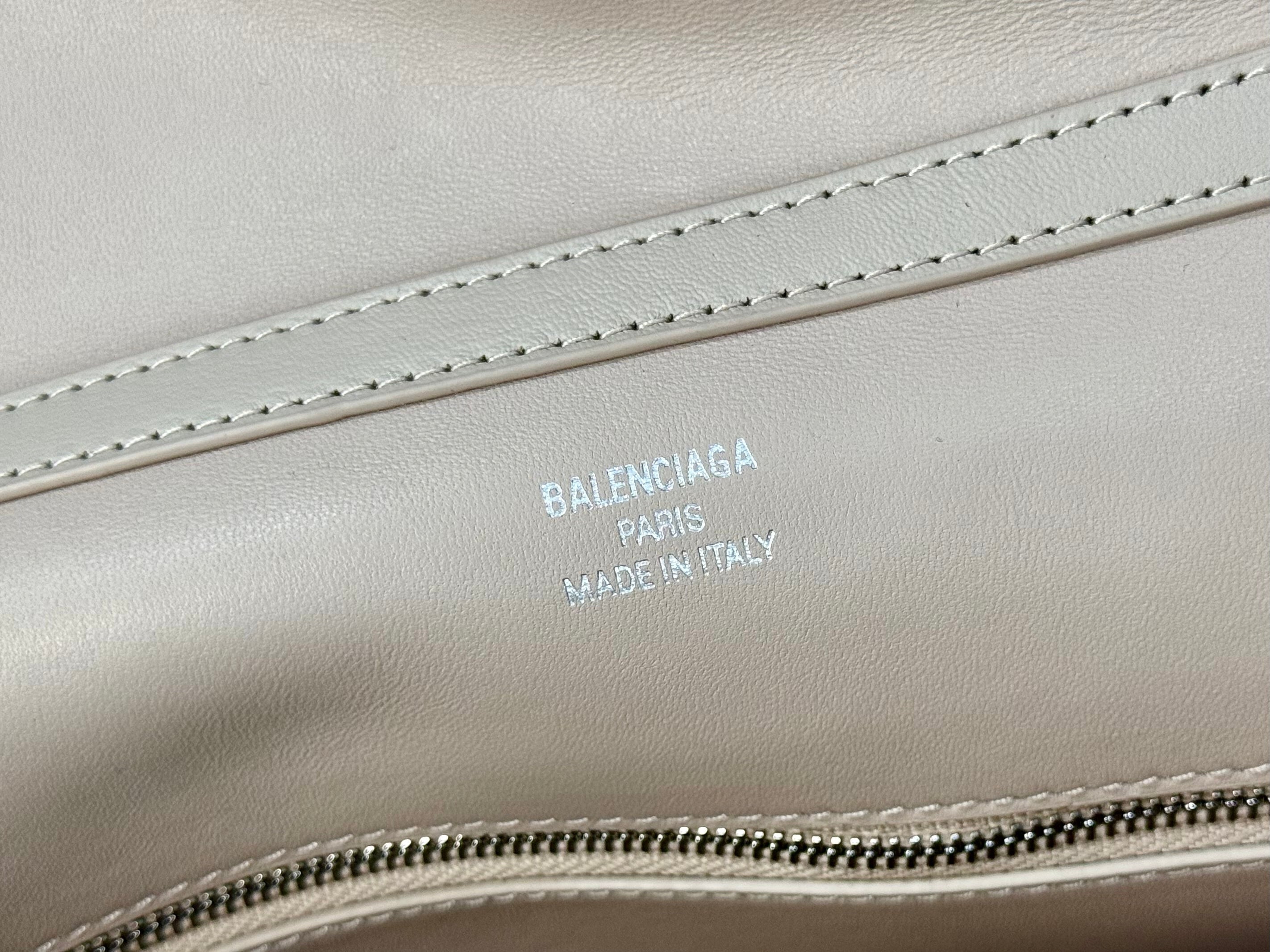 Balenciaga Small Bag 29 Beige Calfskin Sliver Hardware