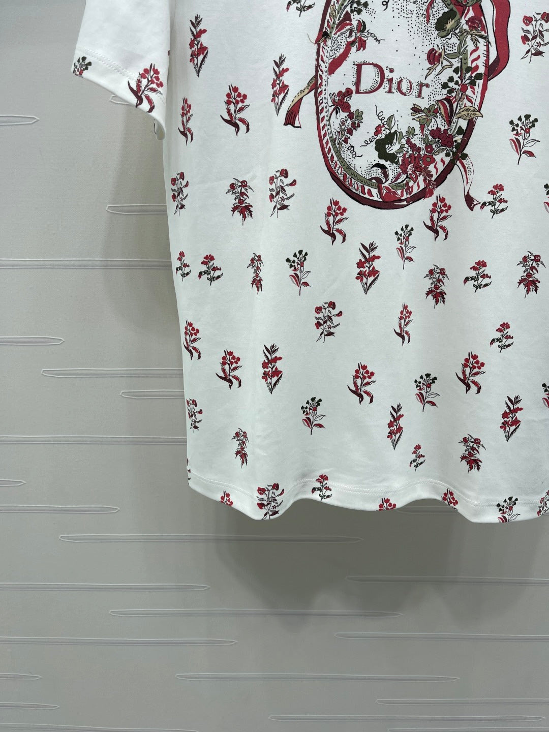 Dior 2026 Red Flower T-shirt White Cotton 136324