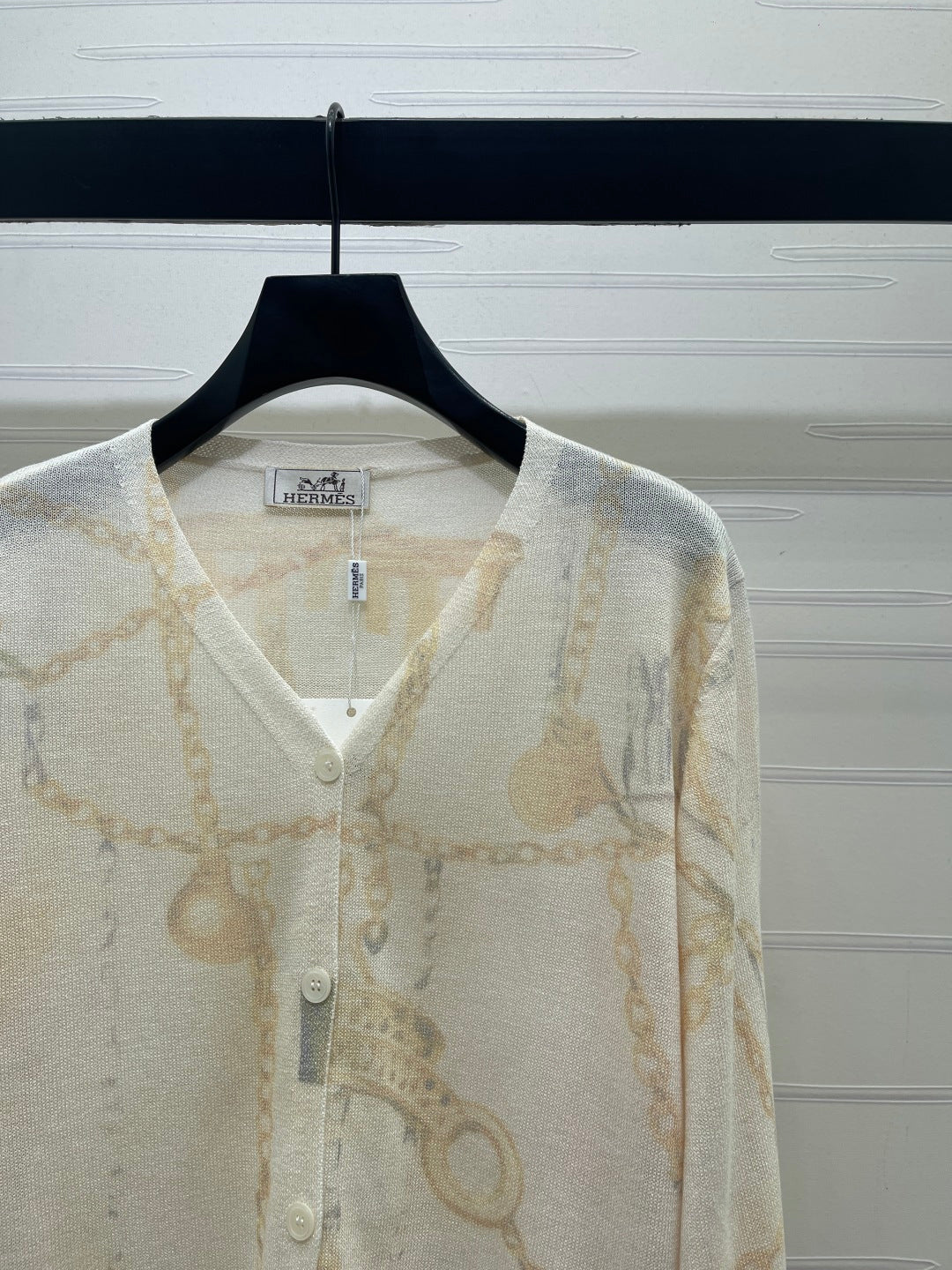 Hermes 2026 Printed V-neck Knit Long-Sleeve Cardigan Cream Wool 661988