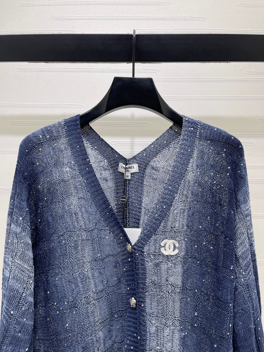Chanel 2026 V-neck Long-sleeved Cardigan Blue Viscose Tencel 773798