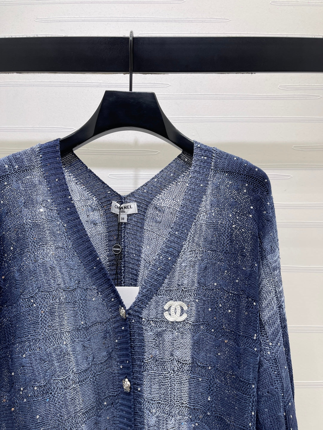 Chanel 2026 V-neck Long-sleeved Cardigan Blue Viscose Tencel 773798