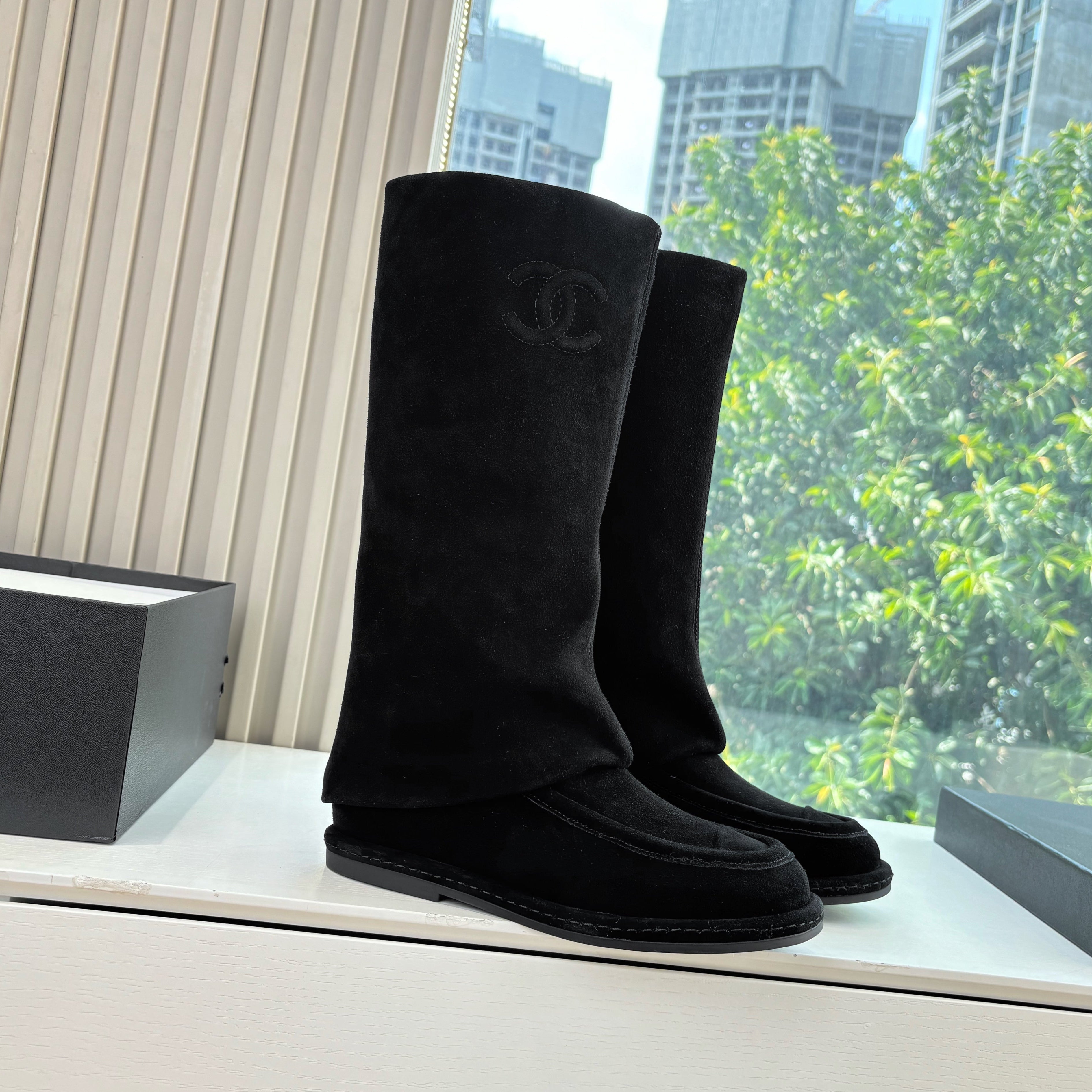 CC 25 High Boot Black Suede 430333