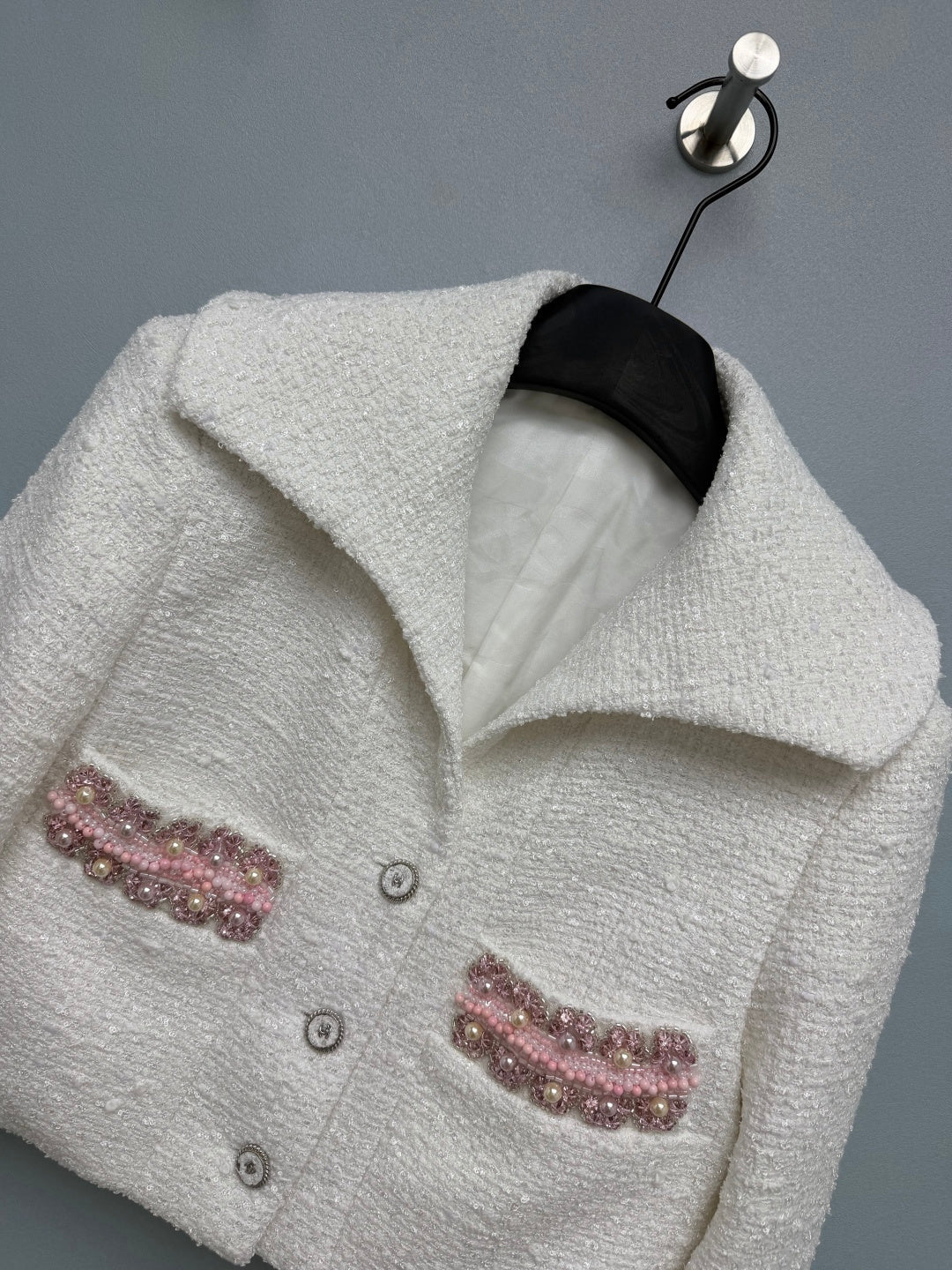 Chanel 2026 White Tweed Short Jacket with Pink Beads 425106