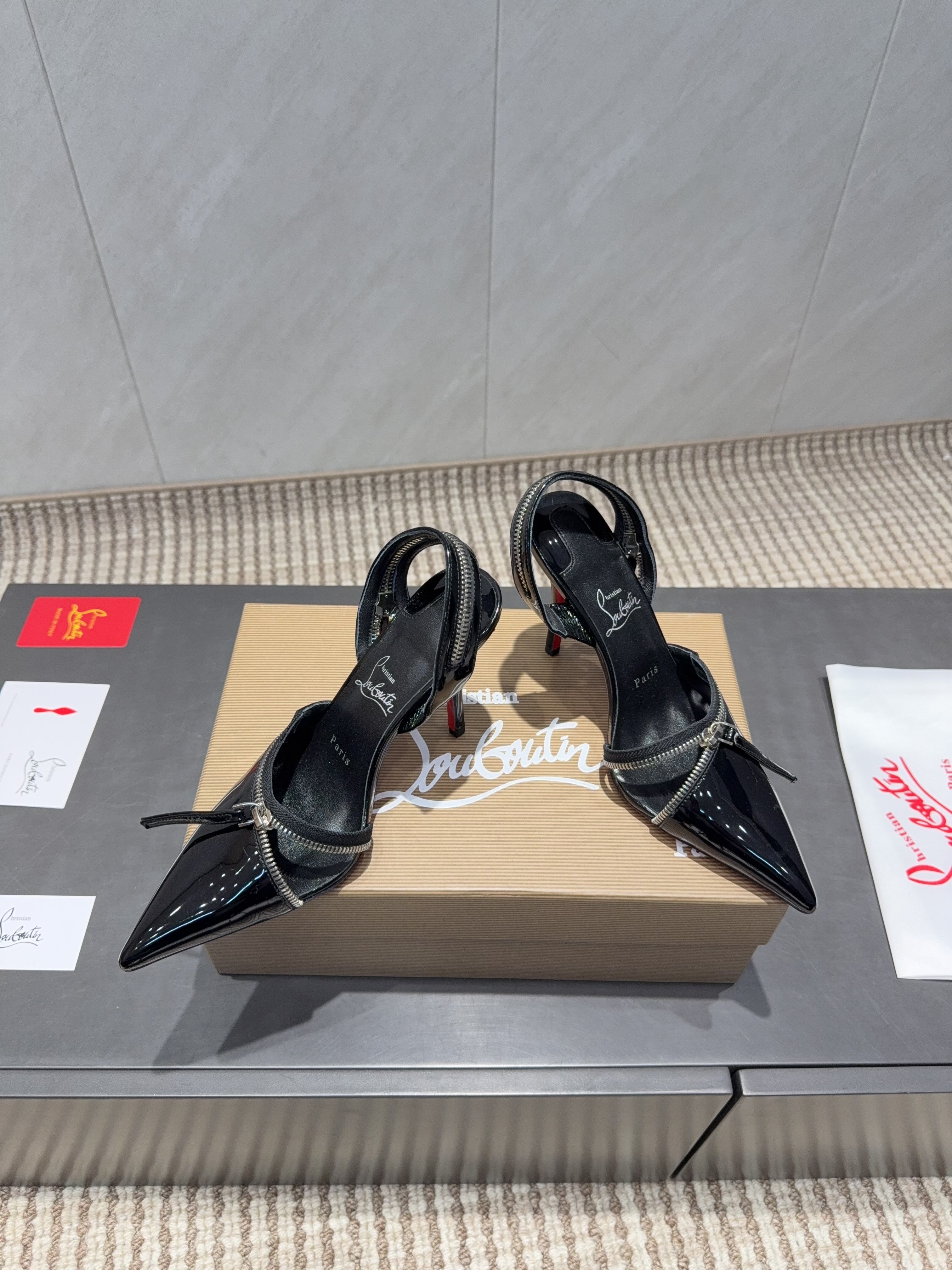 CL 2026 Slingback With Zipper Details 100mm Black Patent Leather 613787