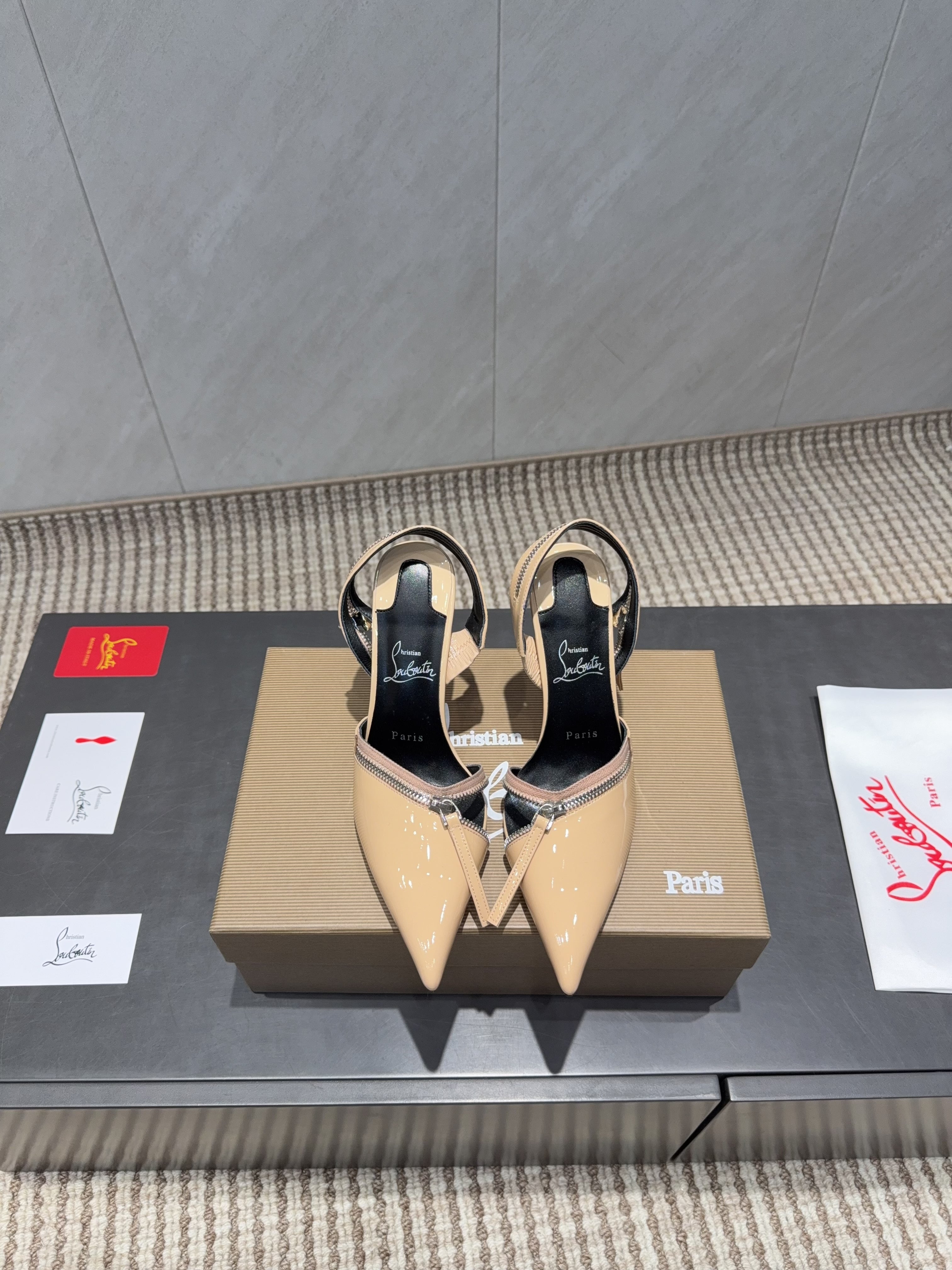 CL 2026 Slingback With Zipper Details 100mm Nude Patent Leather 613790
