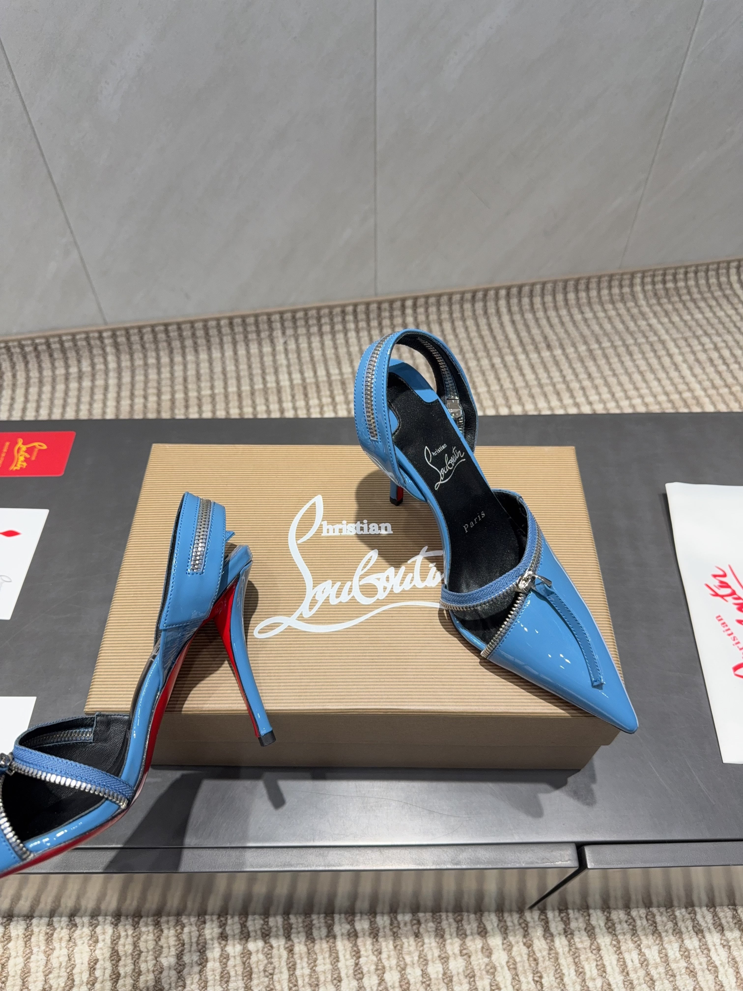 CL 2026 Slingback With Zipper Details 100mm Blue Patent Leather 613791