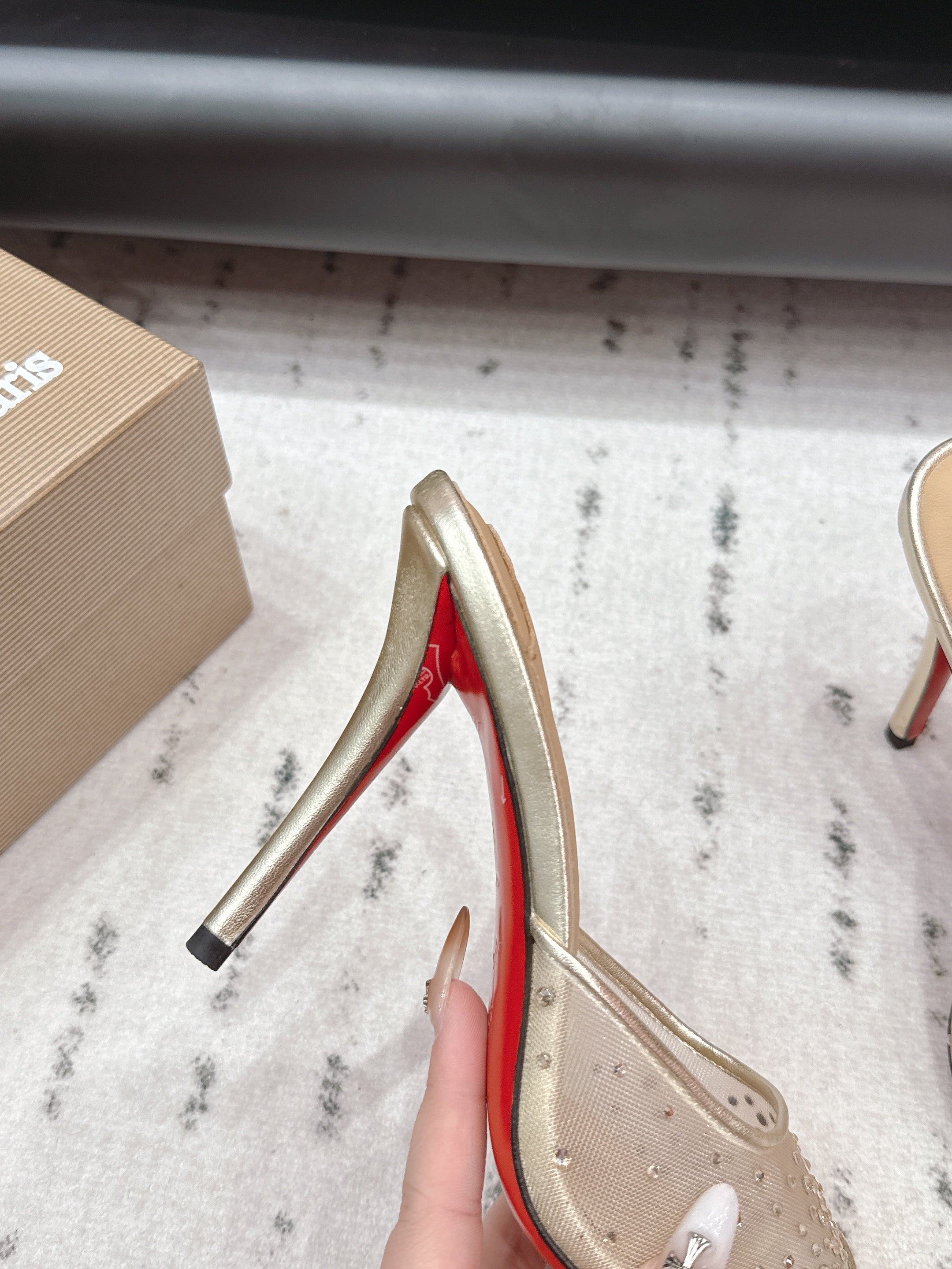 CL 2026 Crystal Embellished Pointed Toe Sandal 100mm Beige Mesh Leather 613628