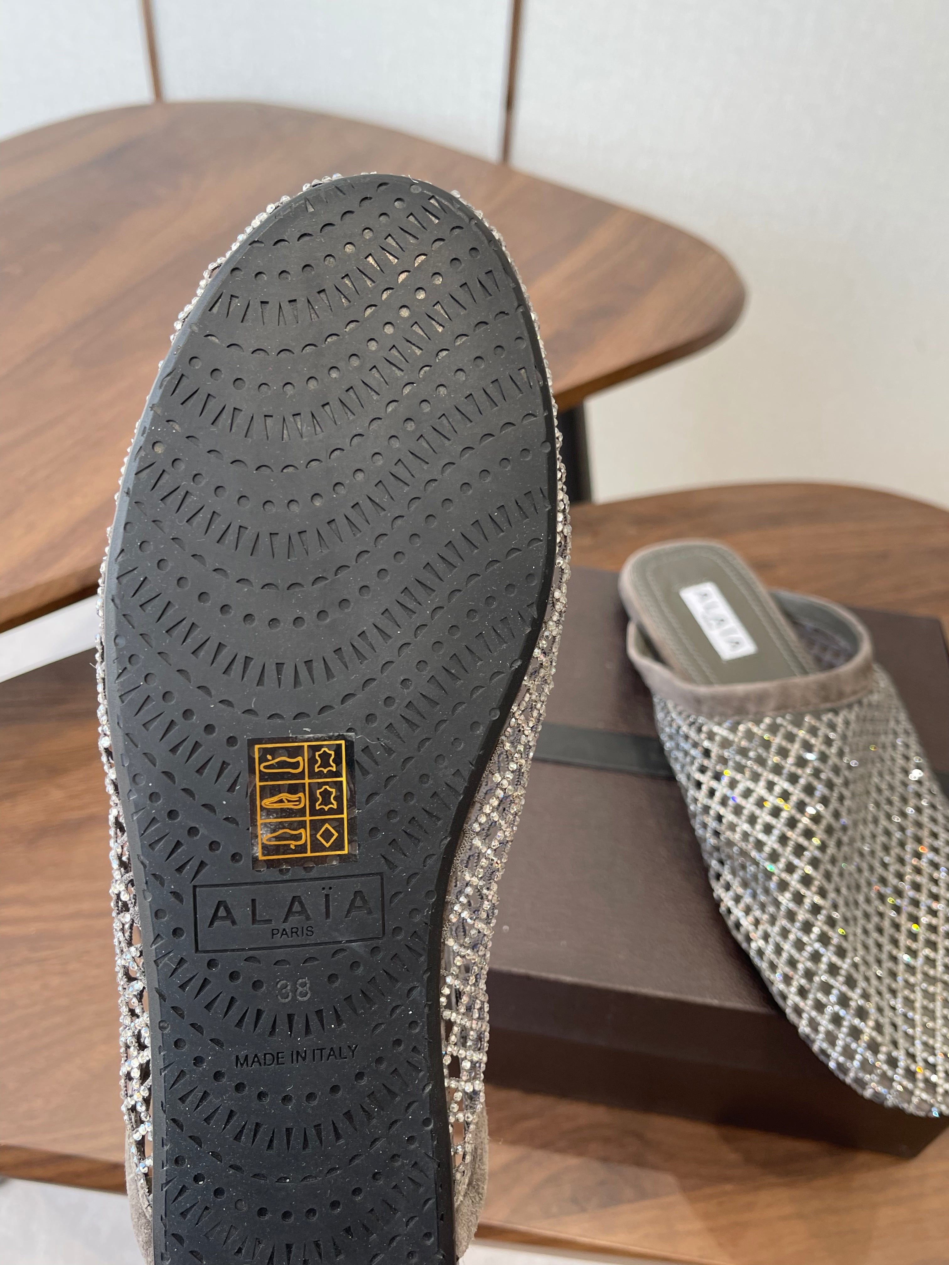 Alaia 26 Half-Slippers Gray Mesh Rhinestones 624898