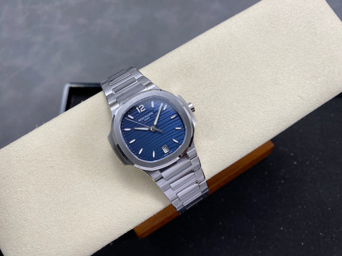 Patek Philippe Nautilus 35mm Blue Dial Sliver Case