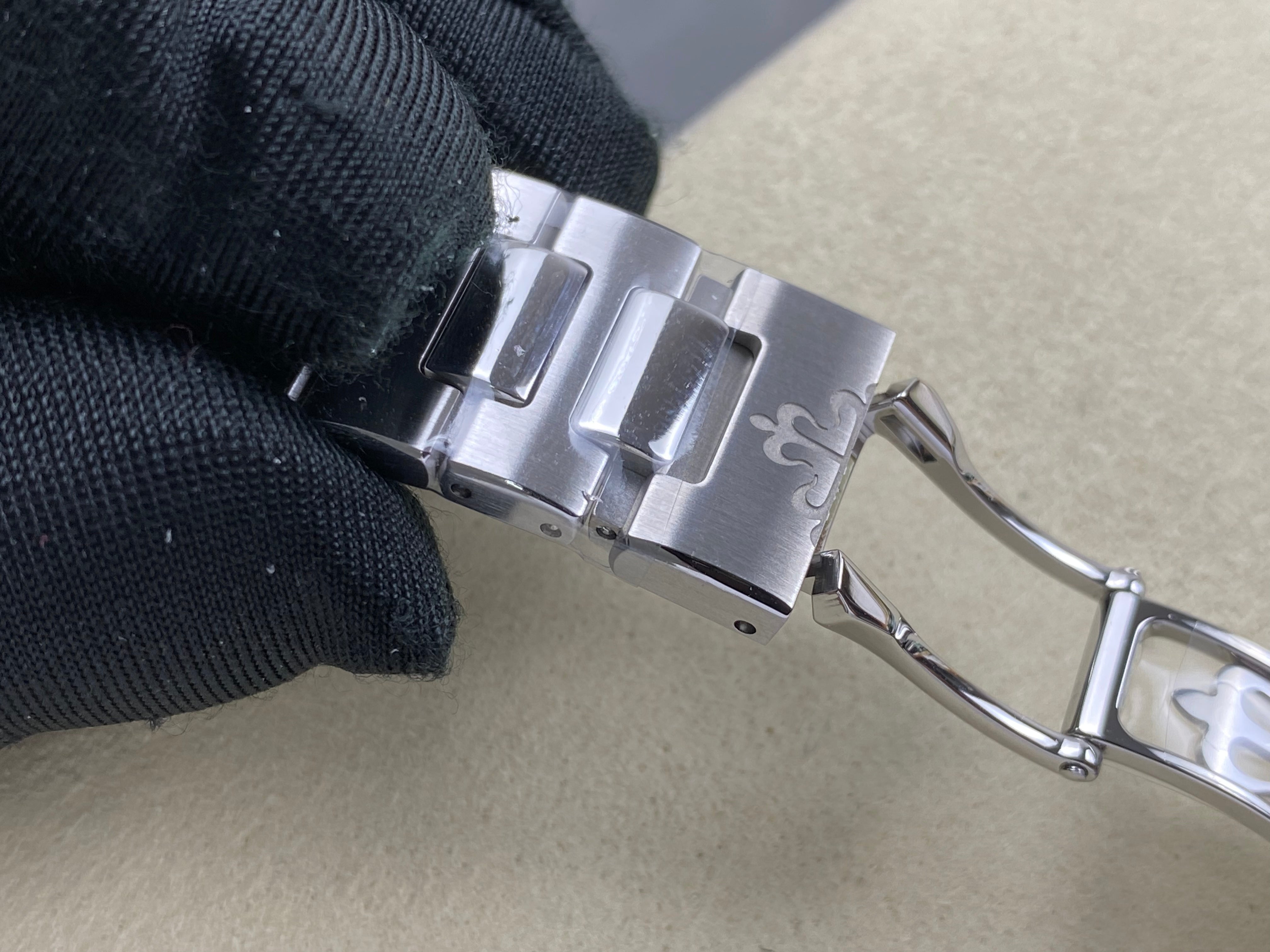 Patek Philippe Nautilus 35mm Black Gray Dial Sliver Case Diamond Bezel