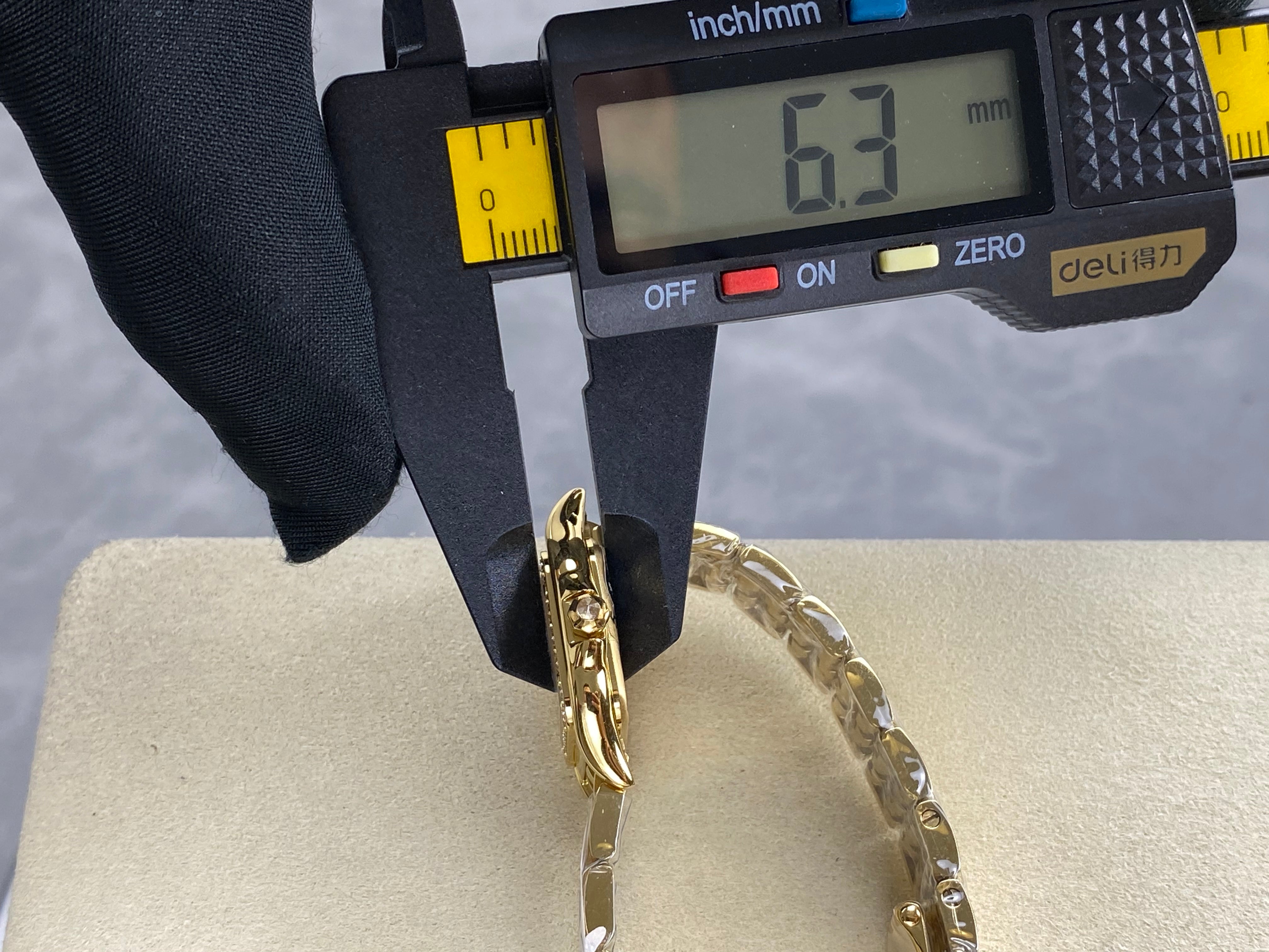 Cartier Panthère  37mm White Diamond Dial Gold Diamond Bezel
