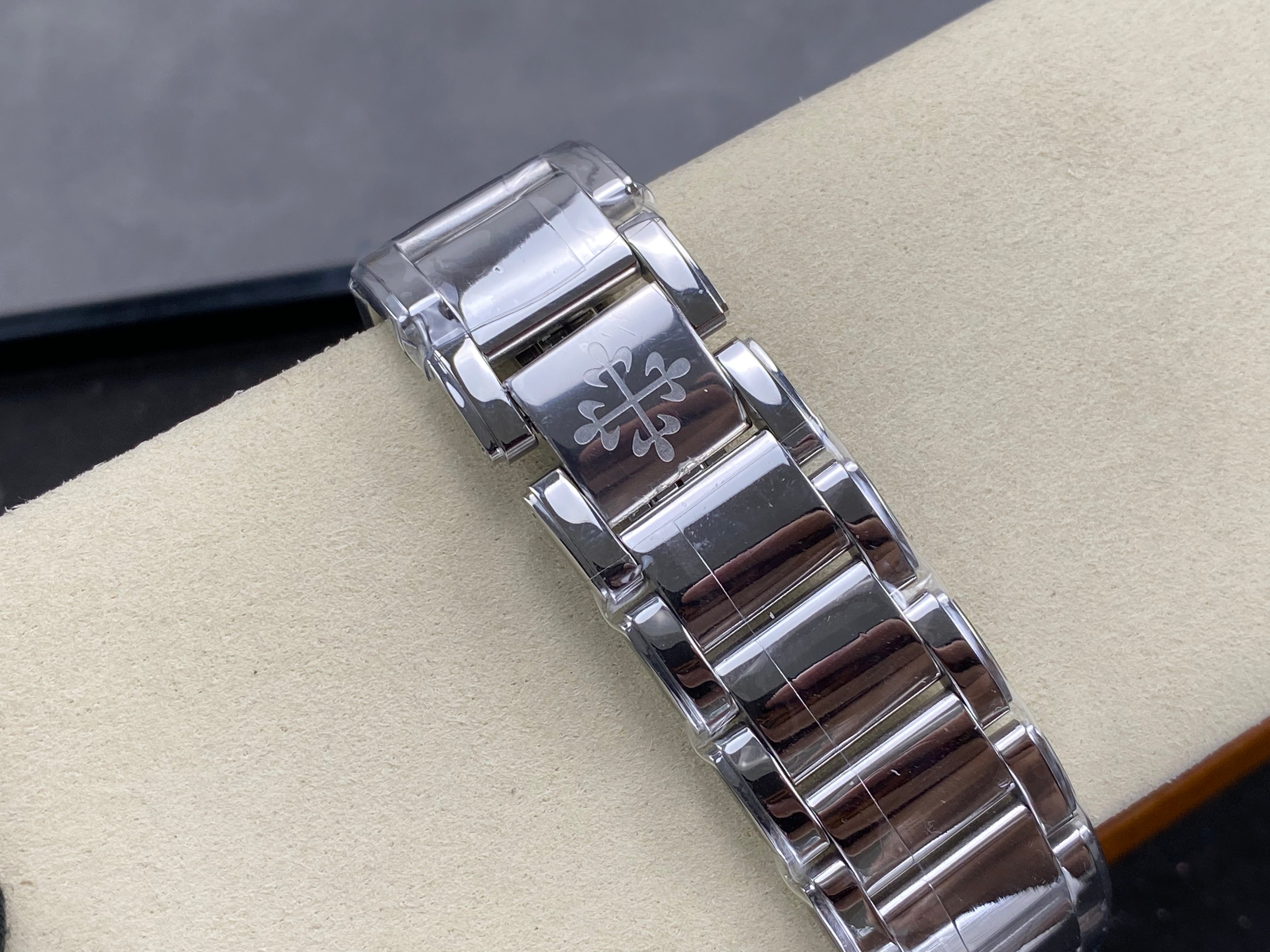 Patek Philippe Twenty 26mm Sliver Case Diamond Bezel