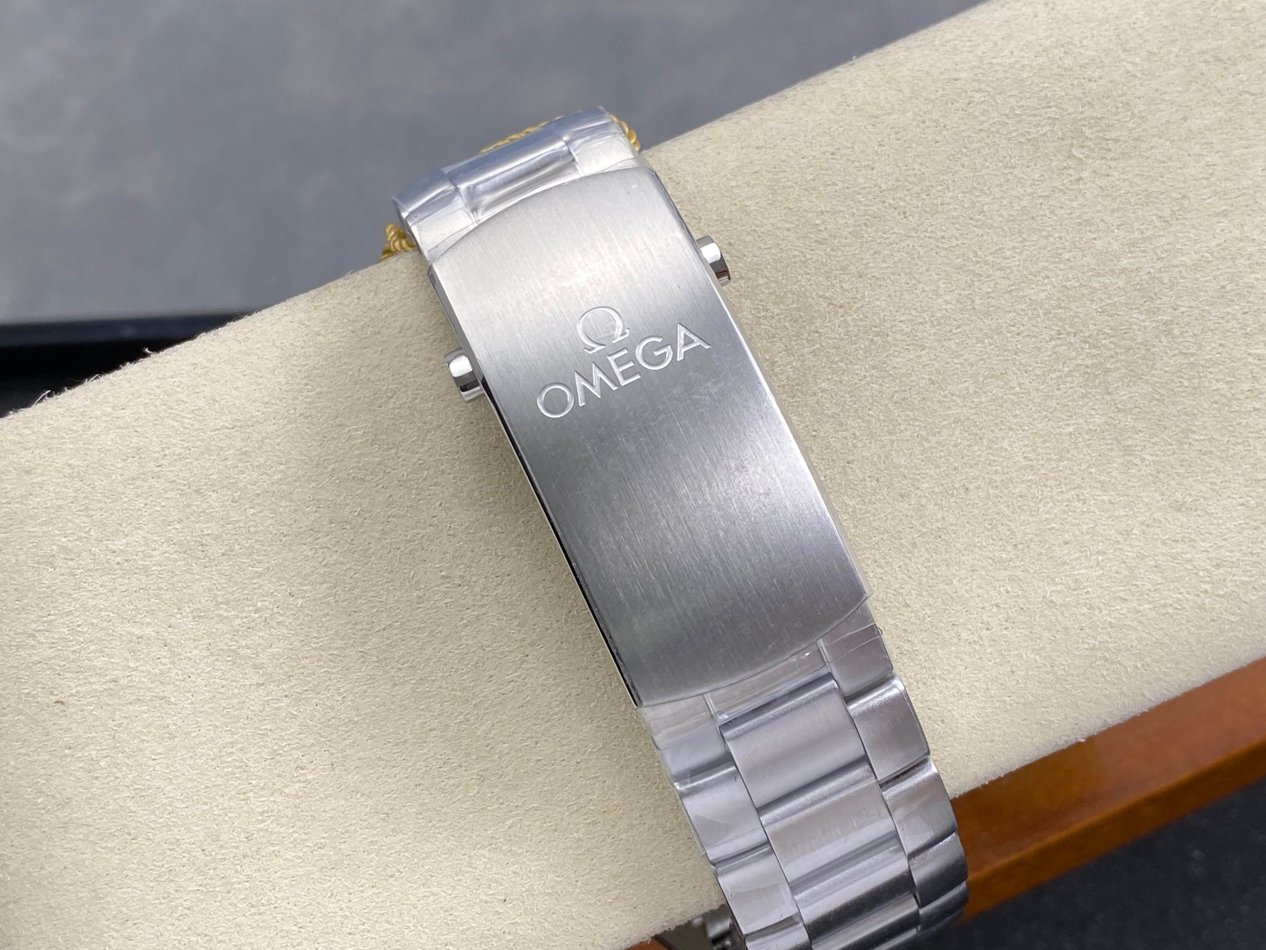 Omega Seamaster 46mm Dark Gray Dial Black Bezel Steel