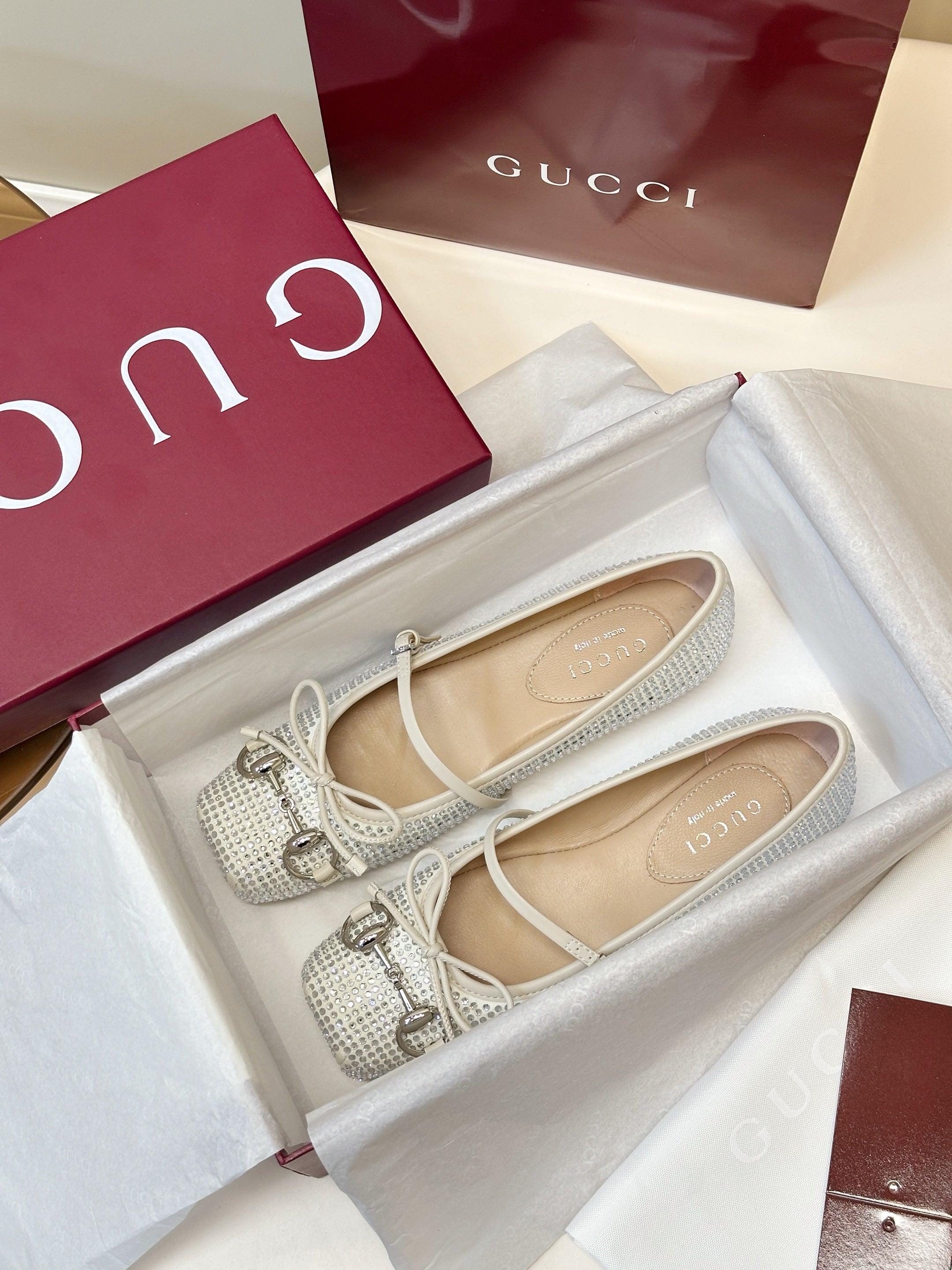 GG 26SS Ballet Flats Rhinestone White Satin Sheepskin 645705