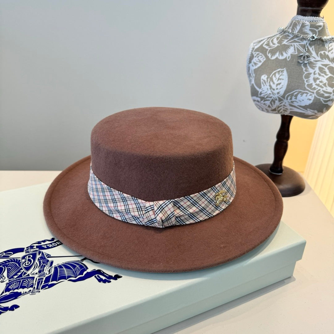 Burberry Cashmere Flat Top 425552