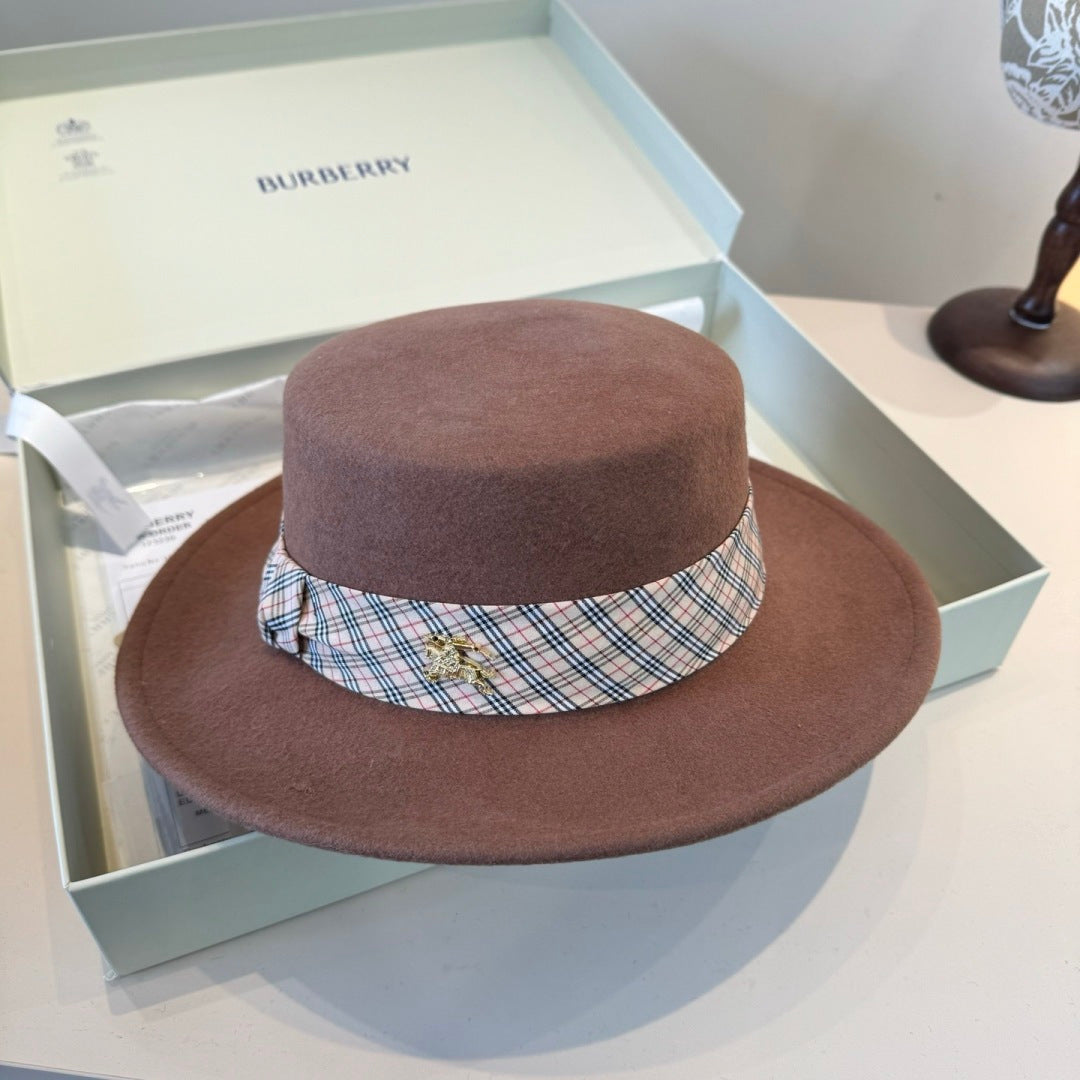 Burberry Cashmere Flat Top 425552