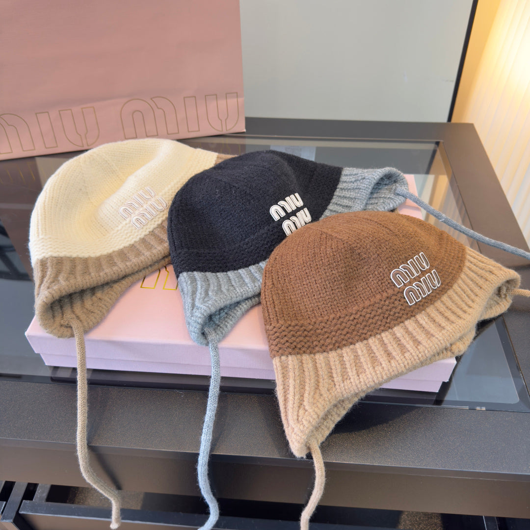 Miu Miu Knitted Earmuff Cap 477560