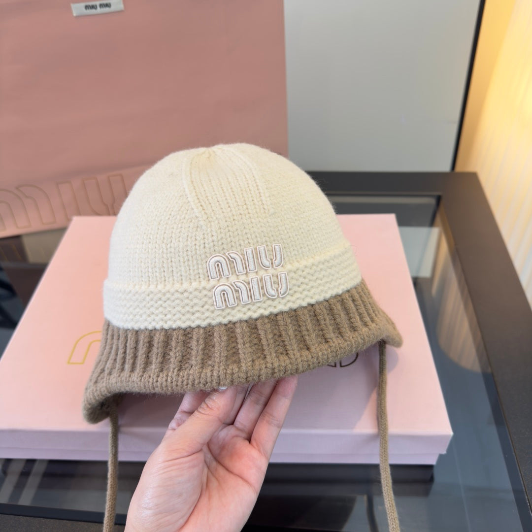Miu Miu Knitted Earmuff Cap 477560