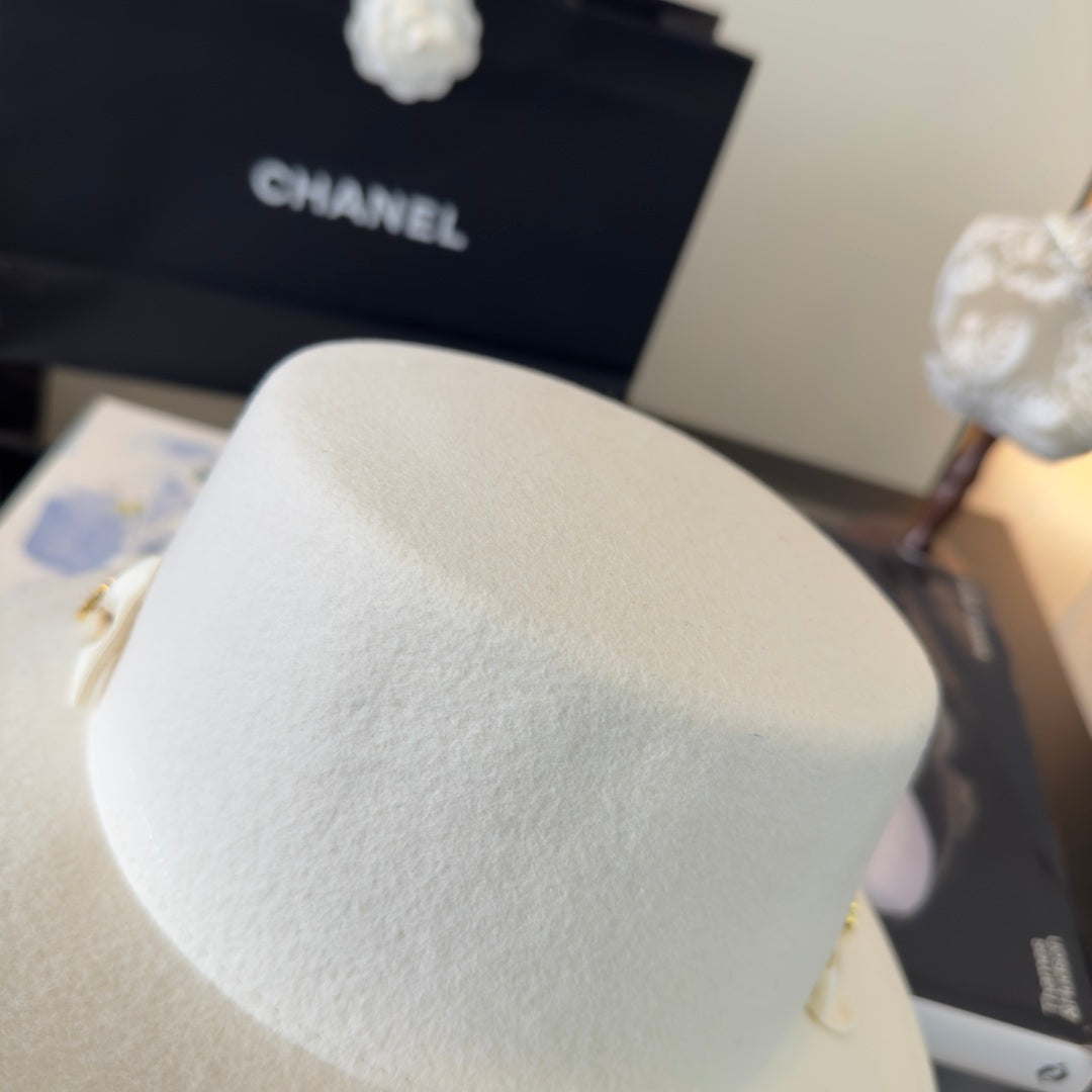 Chanel Bow Cashmere Flat Top 477667