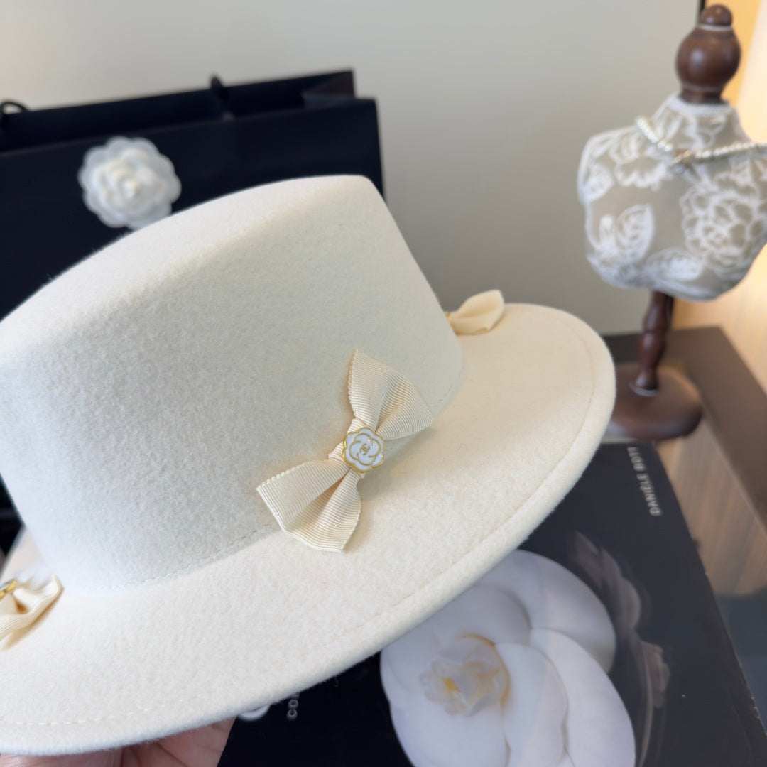 Chanel Bow Cashmere Flat Top 477667