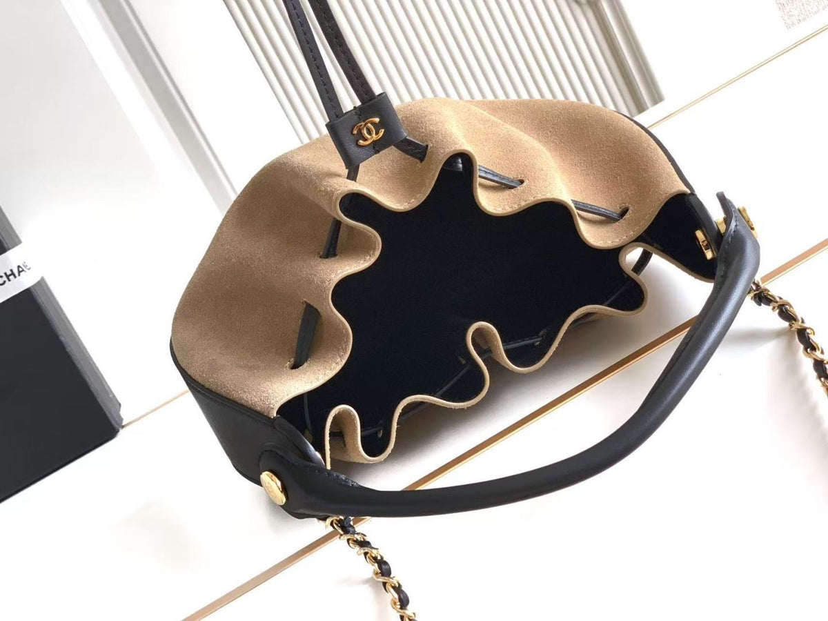 Chanel 2026 Drawstring Cloud Bucket Bag 32cm Suede Calfskin
