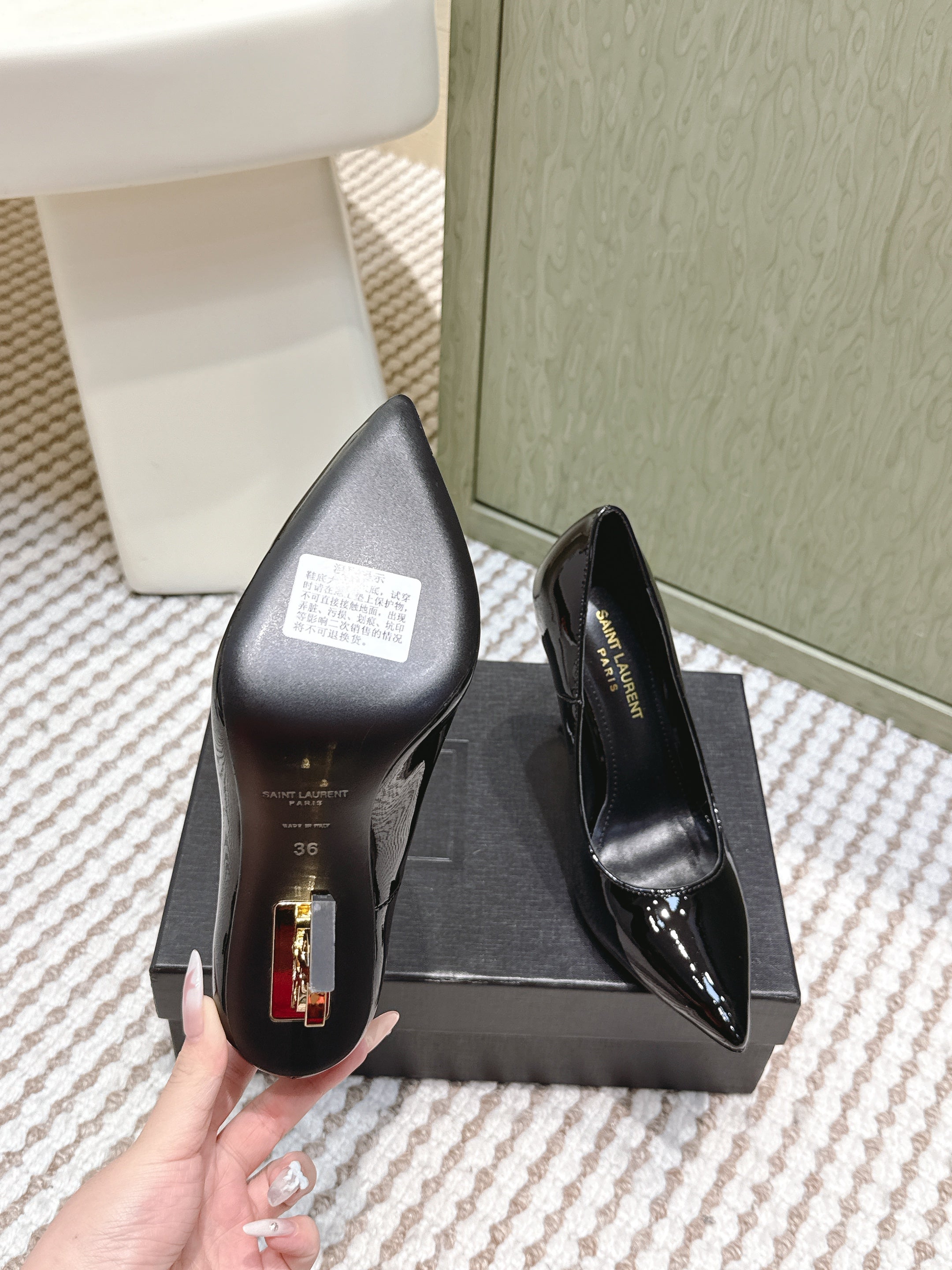 YSL 26ss High Heel Pumps 85 Black Patent Leather Gold 654697