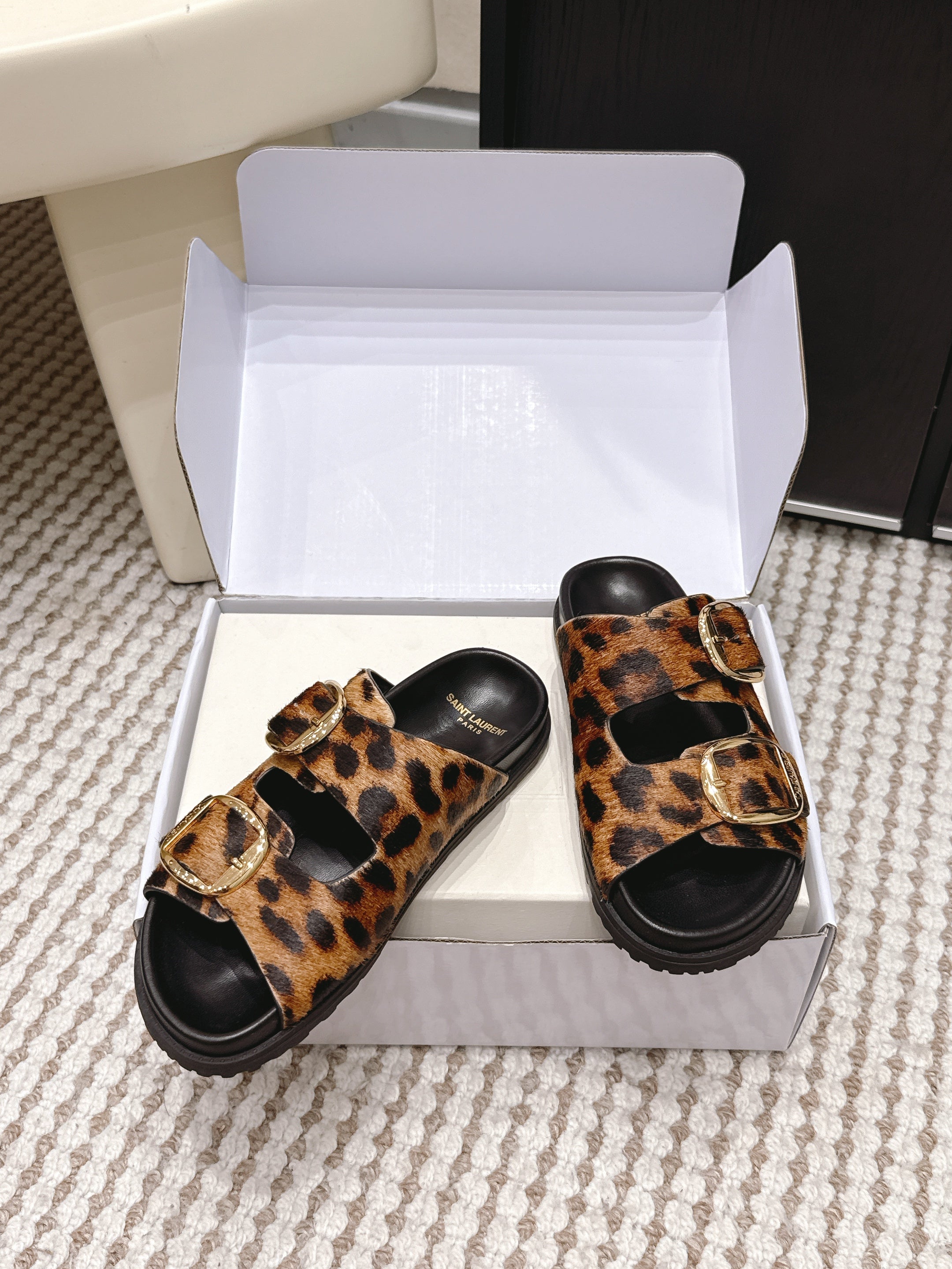 YSL 26ss Platform Slippers Black Leopard Print Leather Gold Buckle  663211