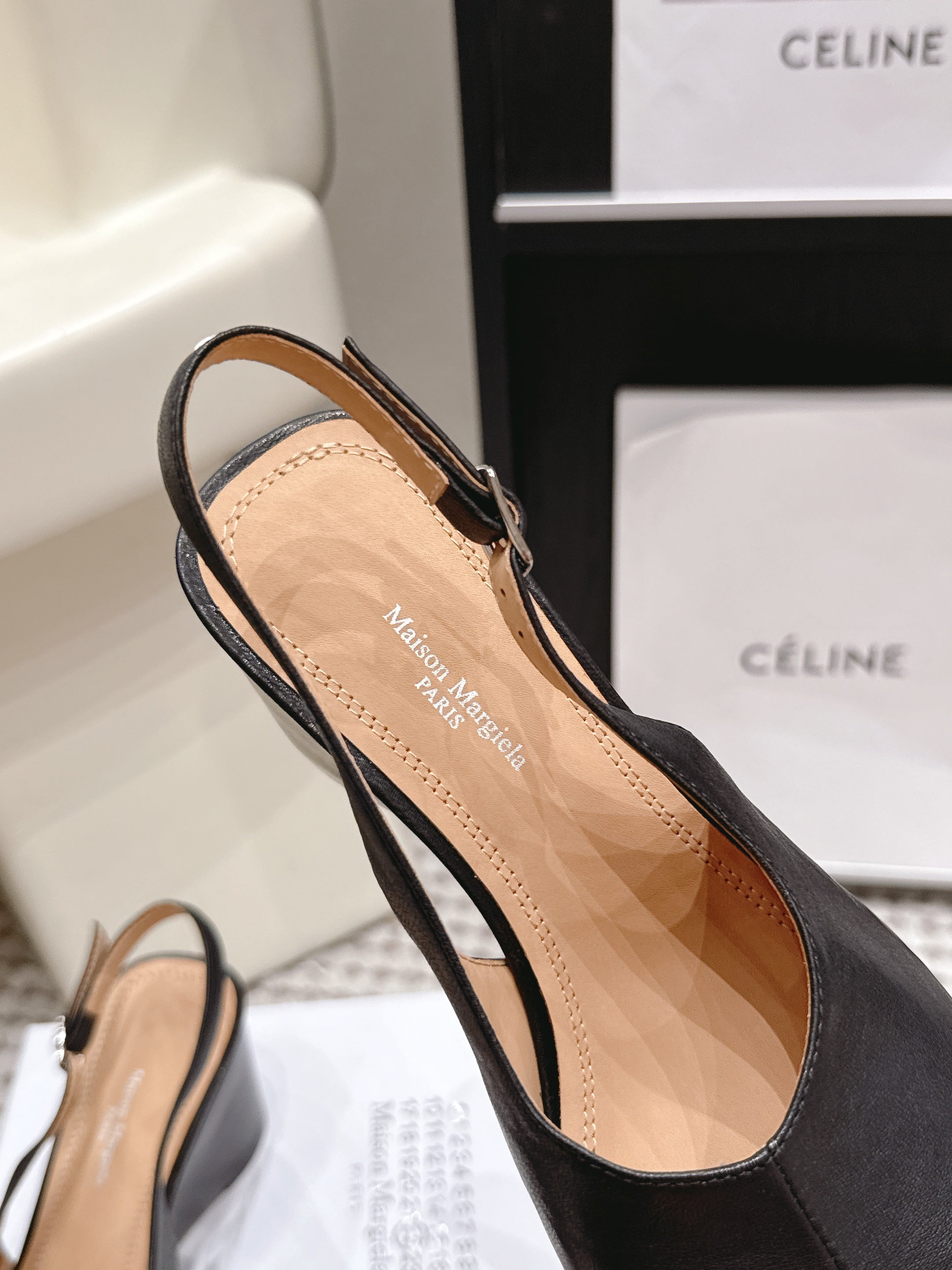 Maison Margiela 2026 Tabi Wedge Slingback 70mm Leather 931059
